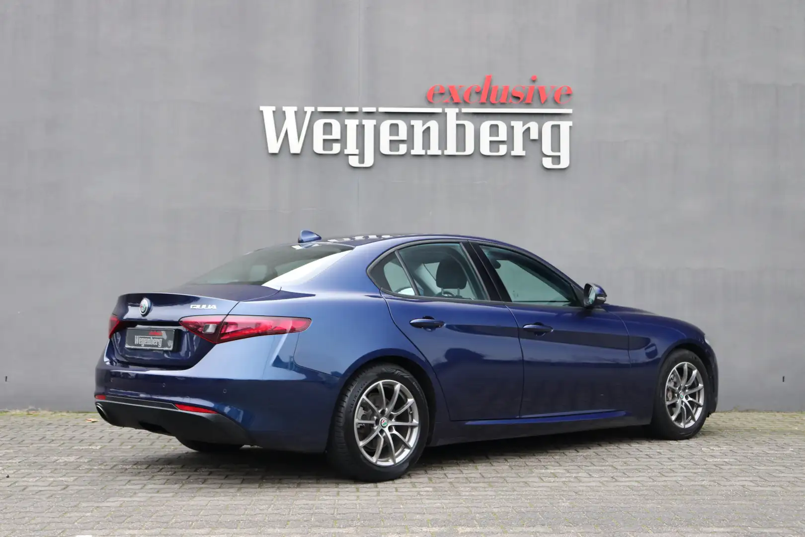 Alfa Romeo Giulia 2.0T Sprint Leder Blauw - 2