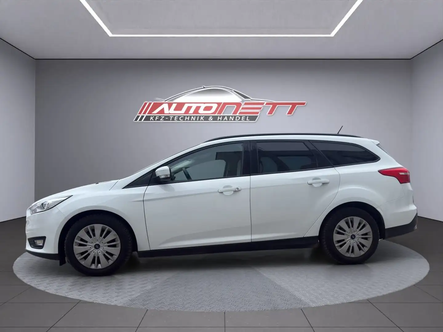 Ford Focus Trend Weiß - 2