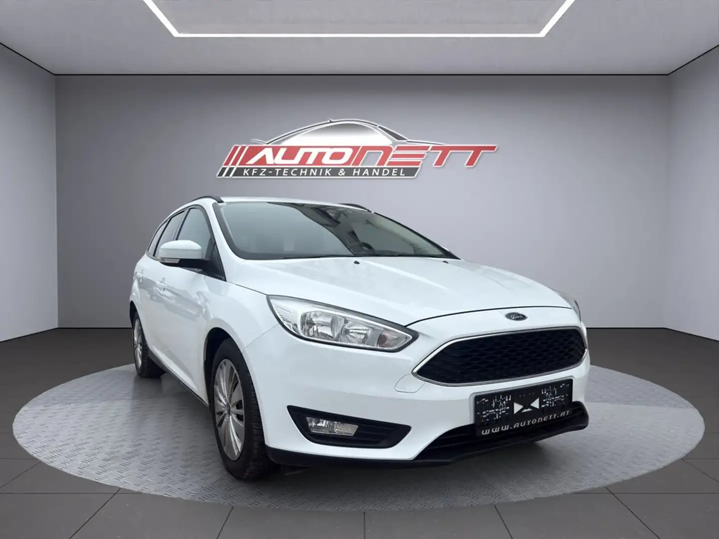 Ford Focus Trend Weiß - 1