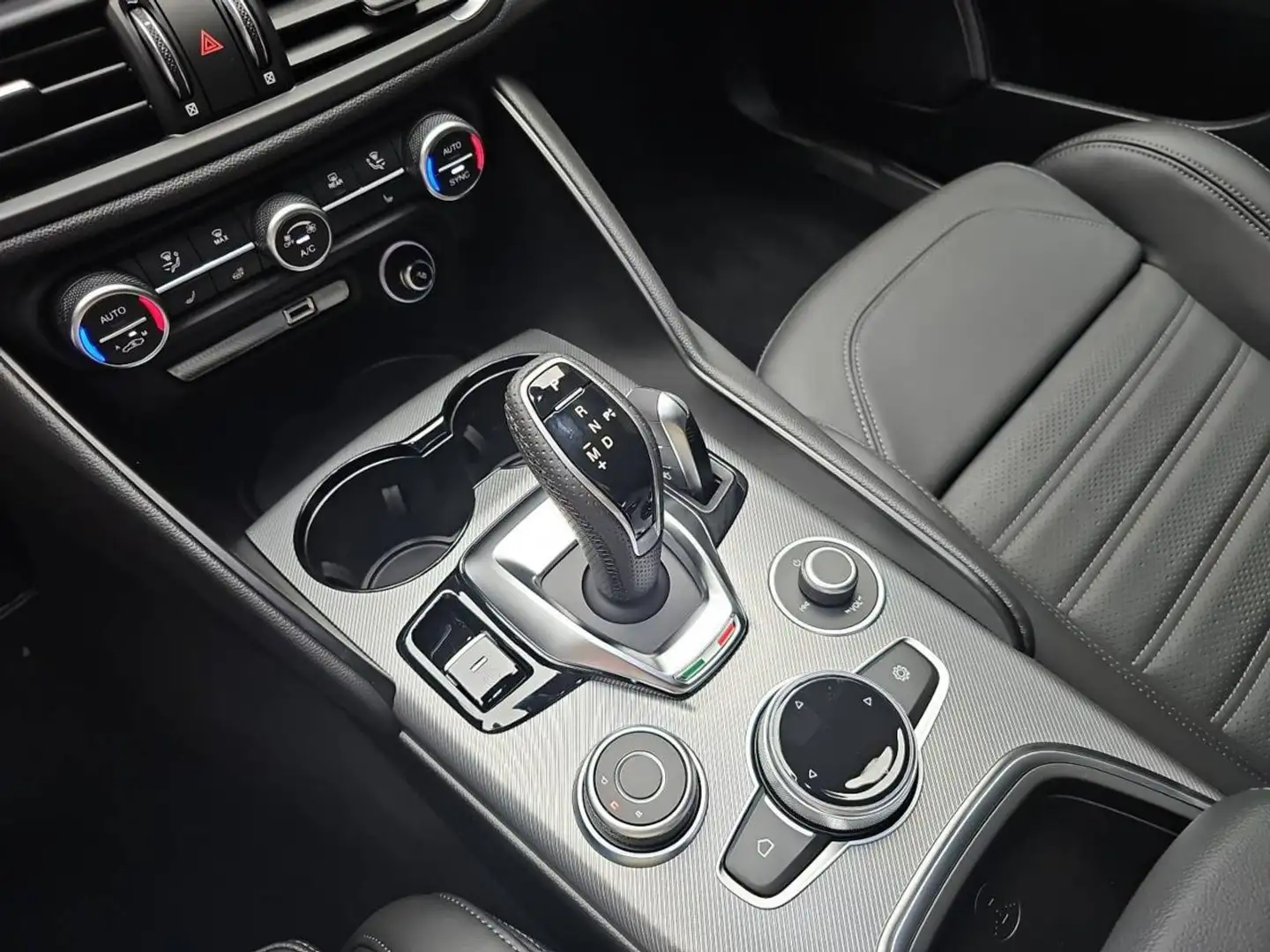 Alfa Romeo Giulia 2.0 Turbo 280 CV AT8 AWD Q4 Veloce - Tetto - Full! Bianco - 2