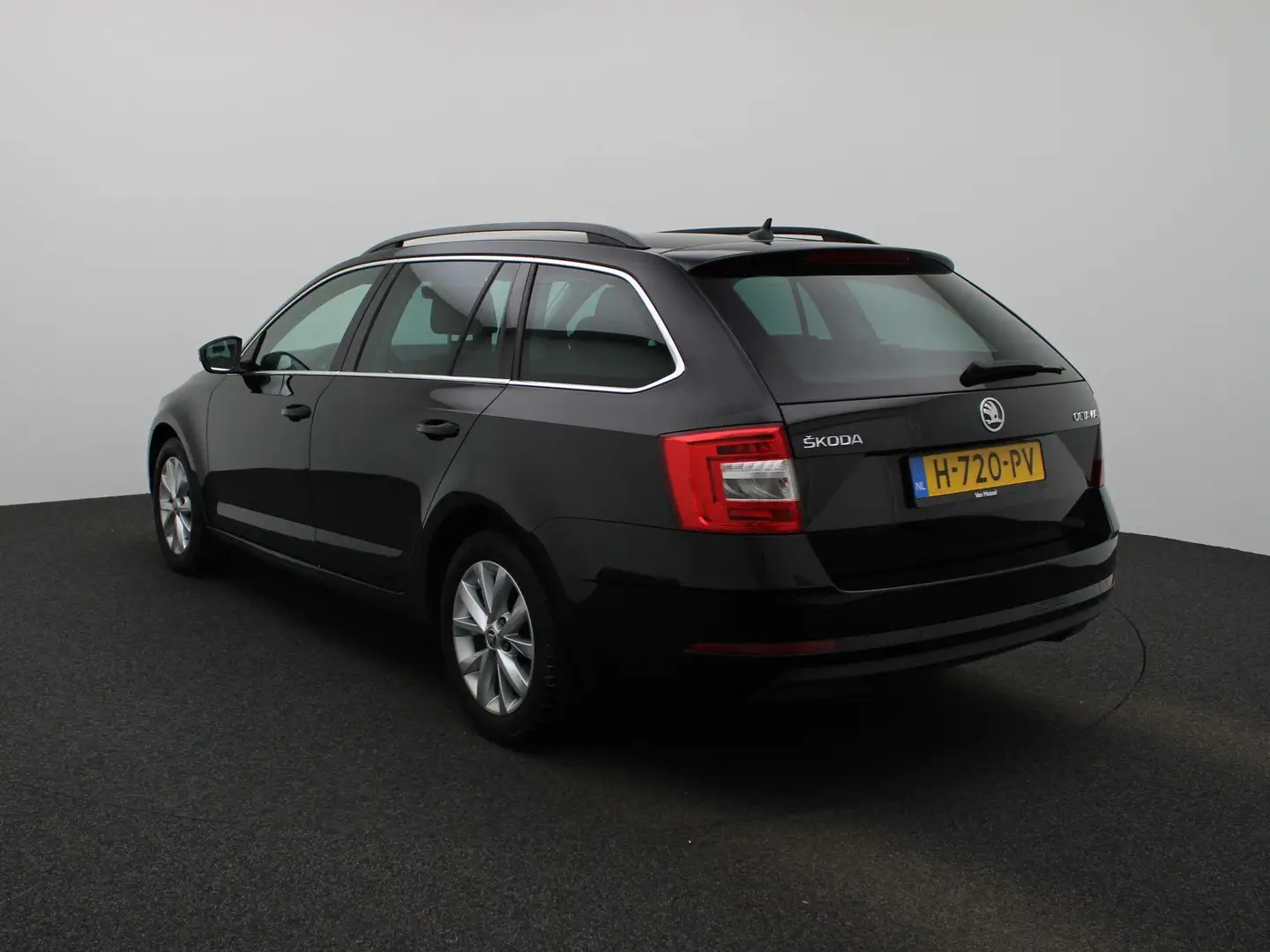 Skoda Octavia Combi 1.0 TSI Greentech Business Edition | Apple/A Zwart - 2