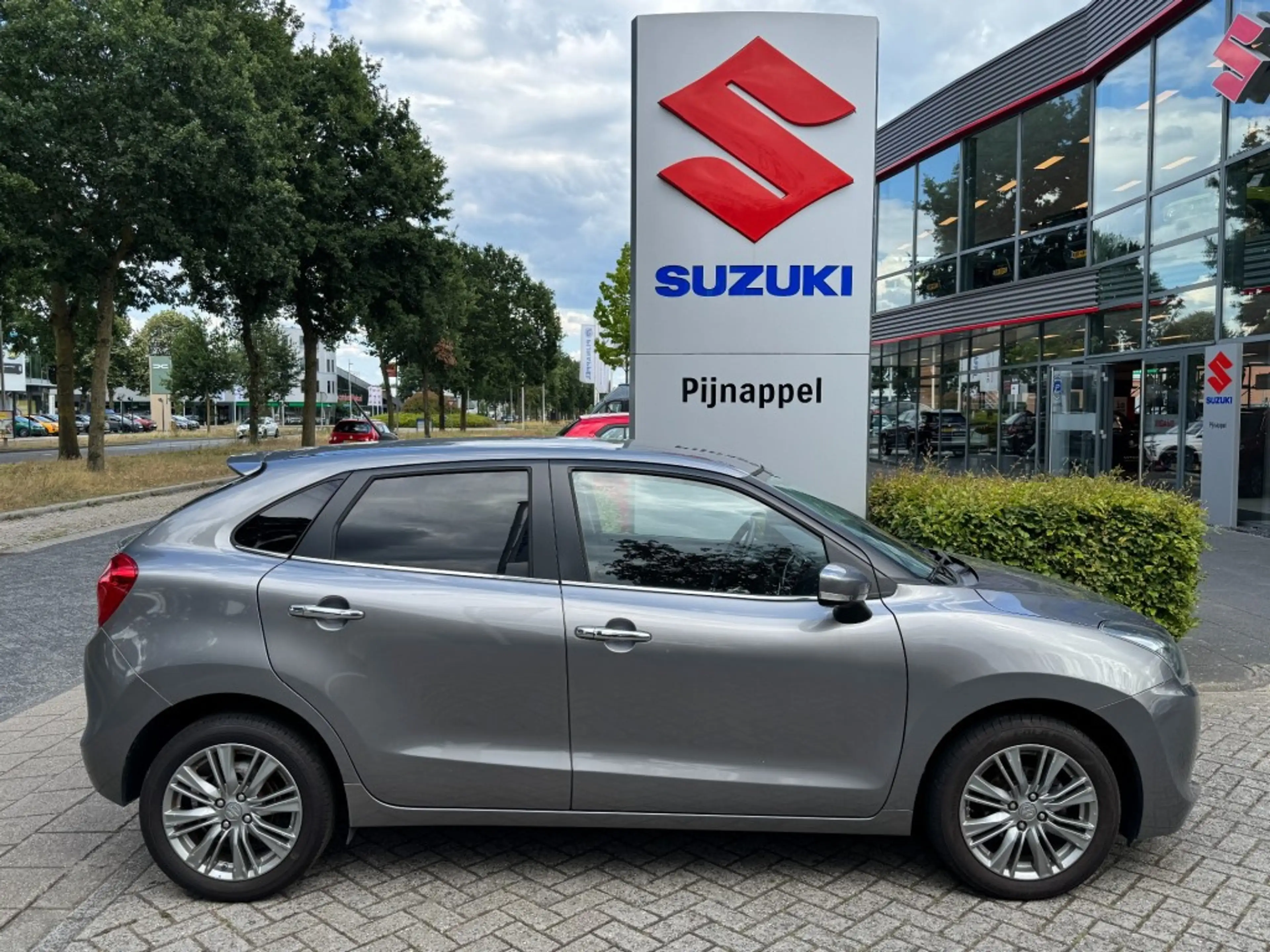 Suzuki Baleno 1.2 High Executive 5-deurs — photo 9