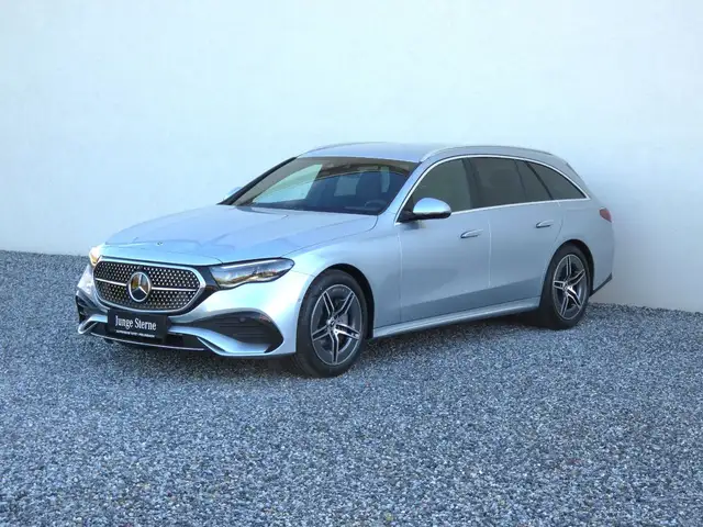 Mercedes-Benz E 220 d 4M T-Modell AMG +AHK+360°+DigiLight+KeyGo+ Ansicht 3