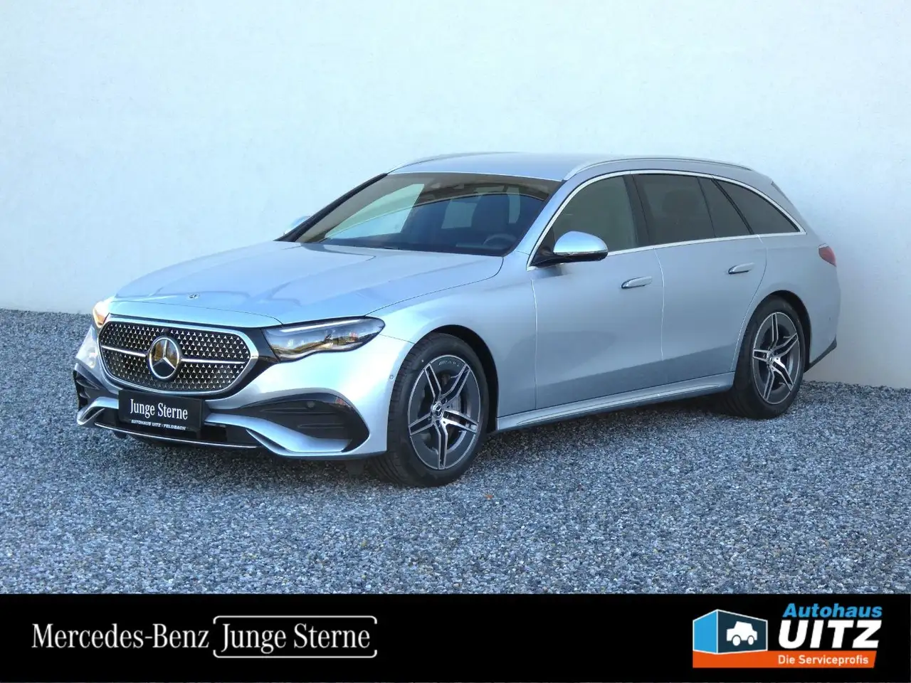 Mercedes-Benz E 220 d 4M T-Modell AMG +AHK+360°+DigiLight+KeyGo+