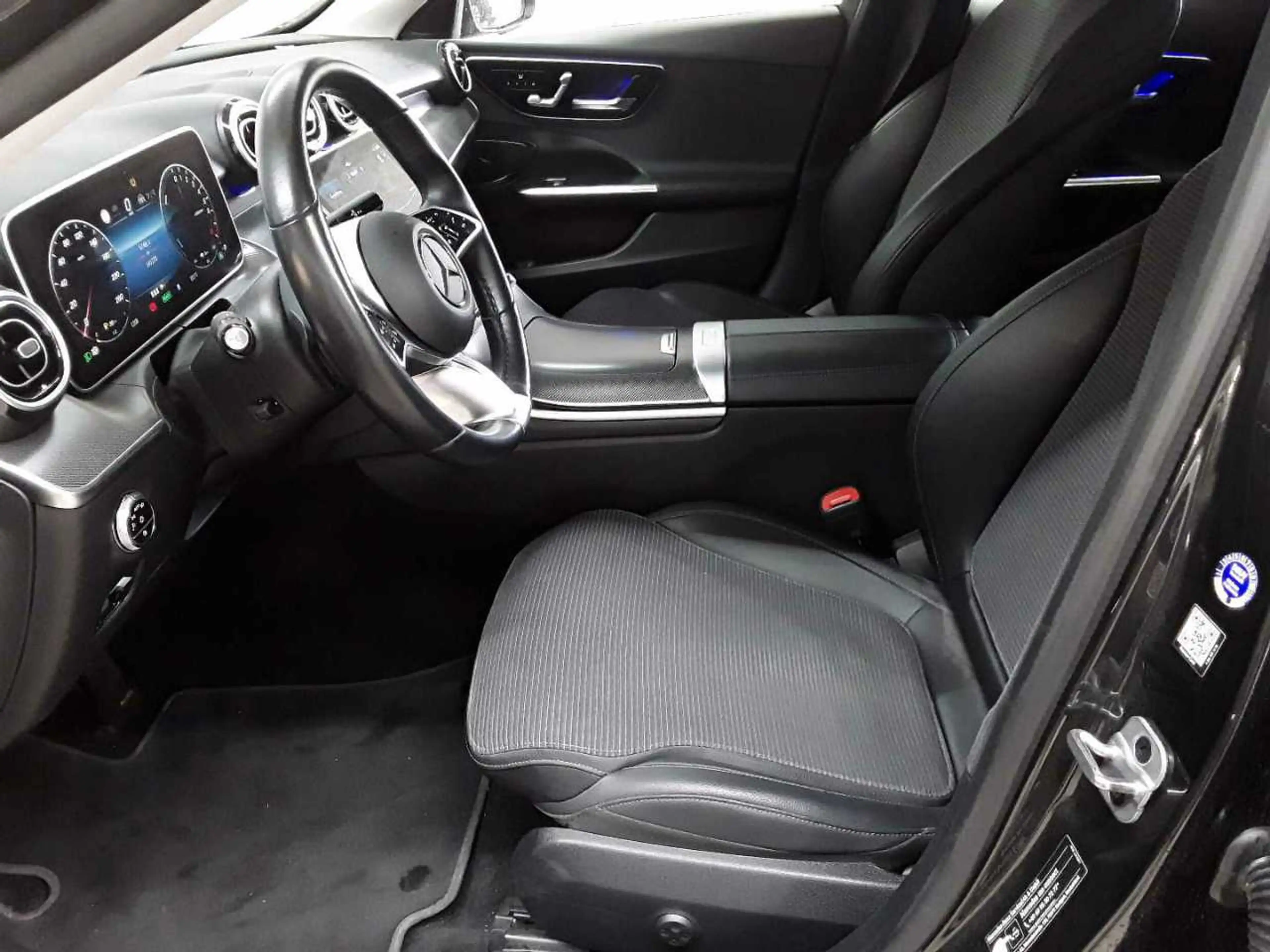 Mercedes-Benz C 300 C 300 e T-Ava AHK DIS Assi+ Sound KomfP — photo 7