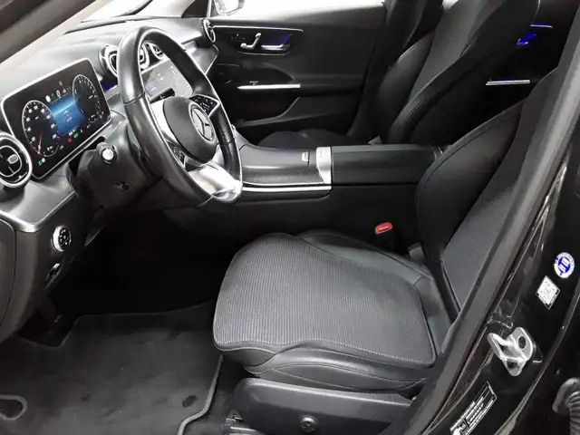 Mercedes-Benz C-Class view 7