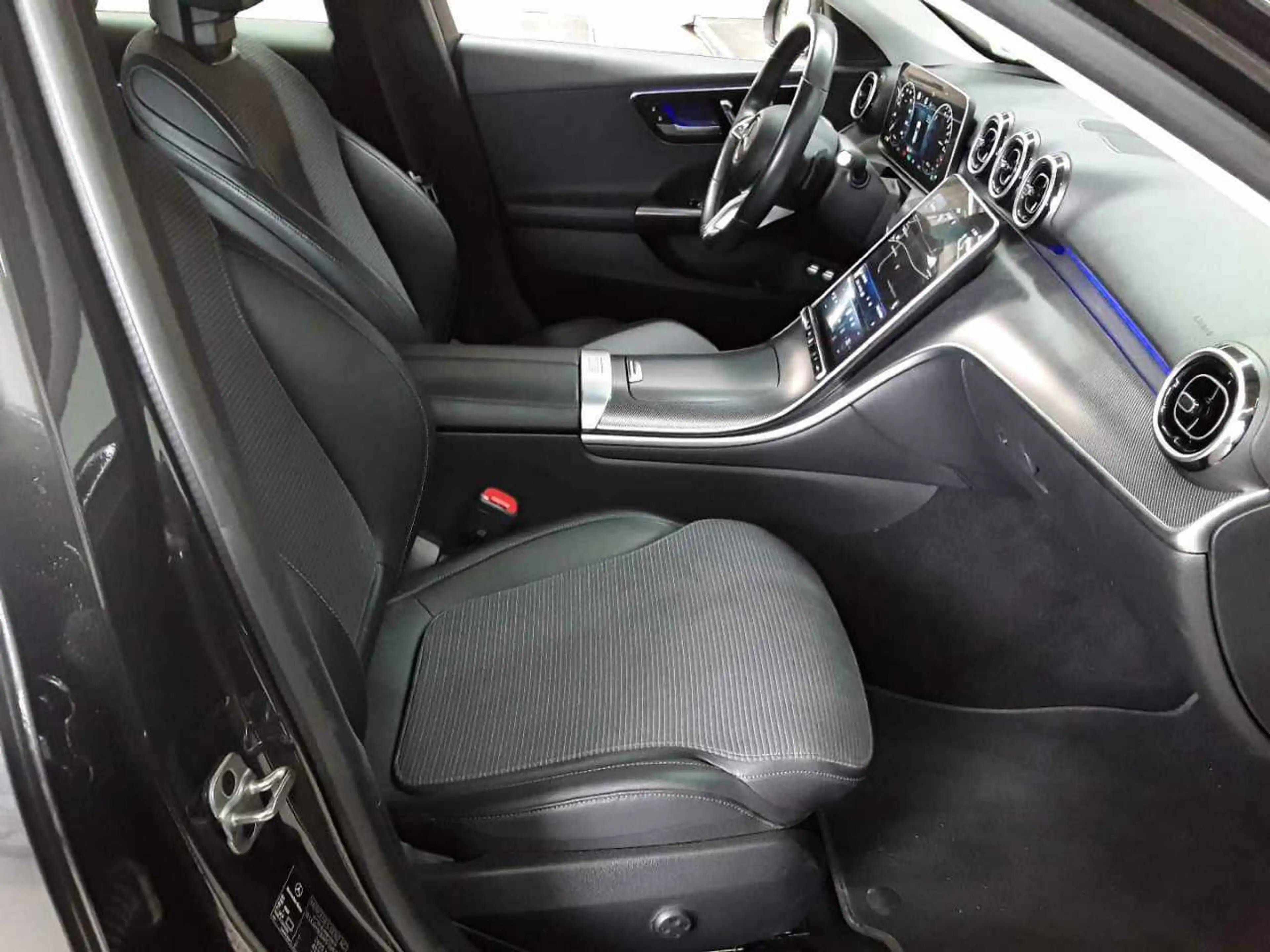 Mercedes-Benz C 300 C 300 e T-Ava AHK DIS Assi+ Sound KomfP — photo 8