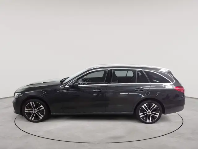Mercedes-Benz C-Class view 6