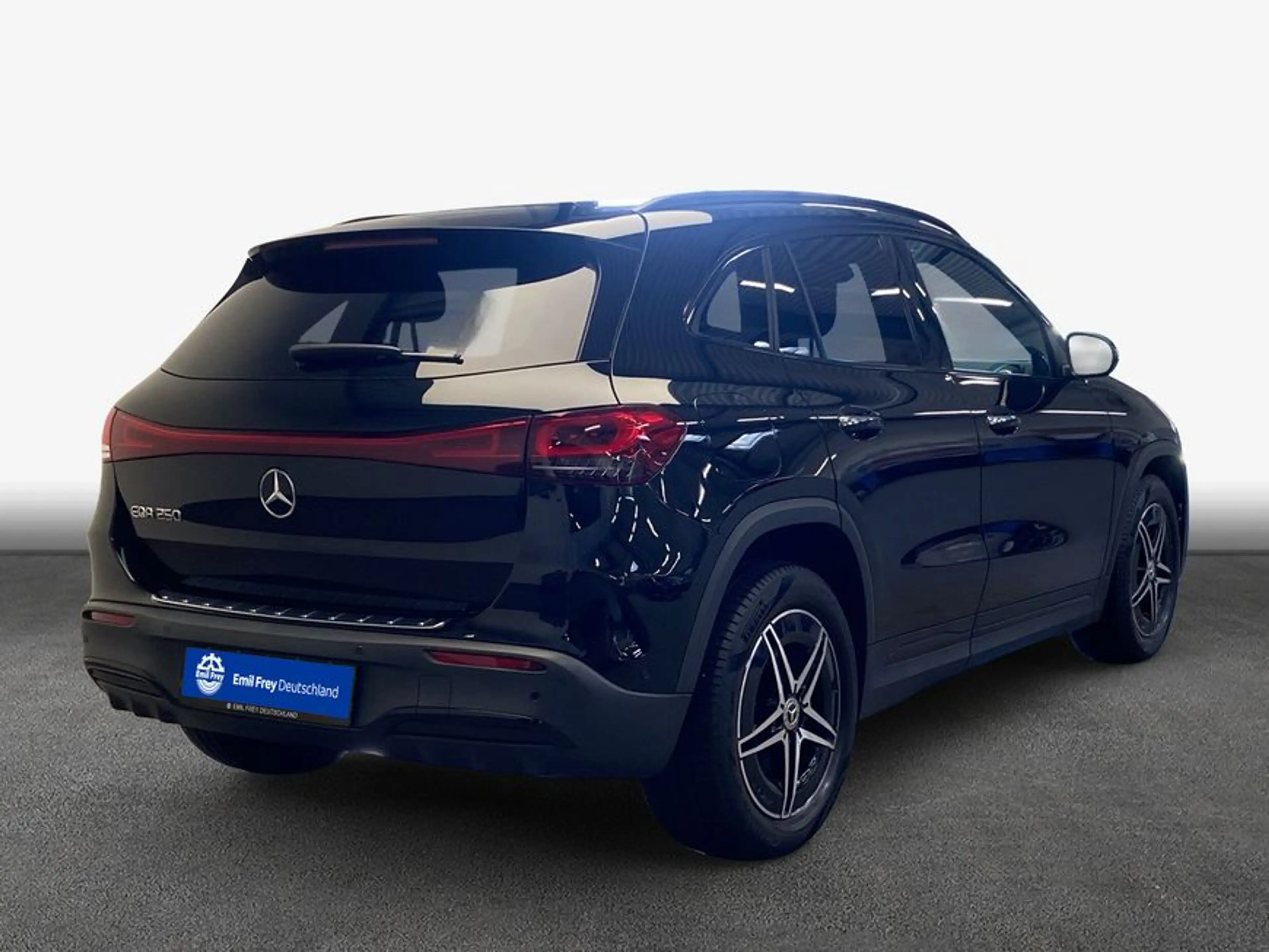 Mercedes-Benz EQA 250 EQA — photo 2