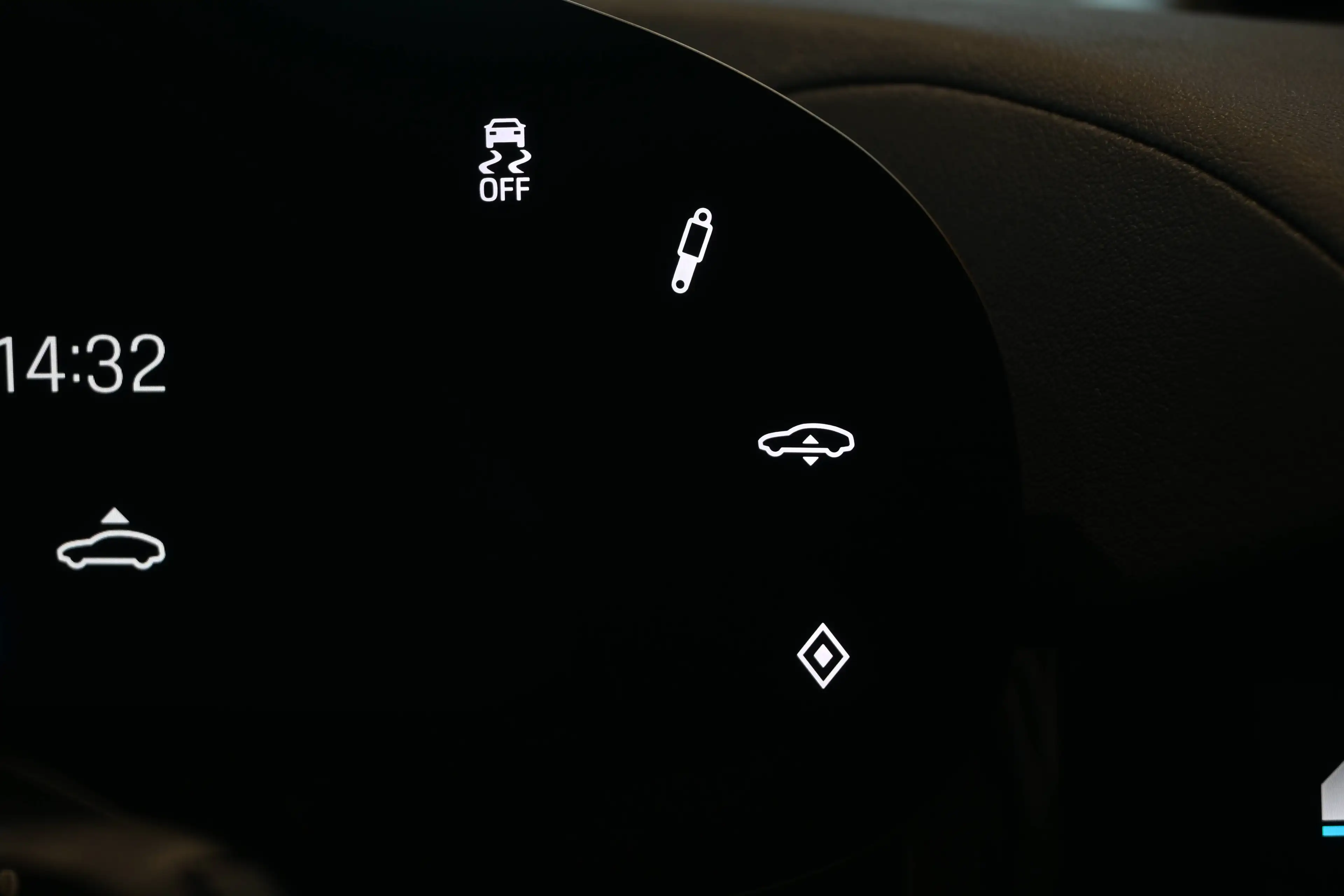 Porsche Taycan 4 Cross Turismo **PANO/BOSE/360°CAM/PASM/CHRONO/ACC/MEMORY** — photo 17