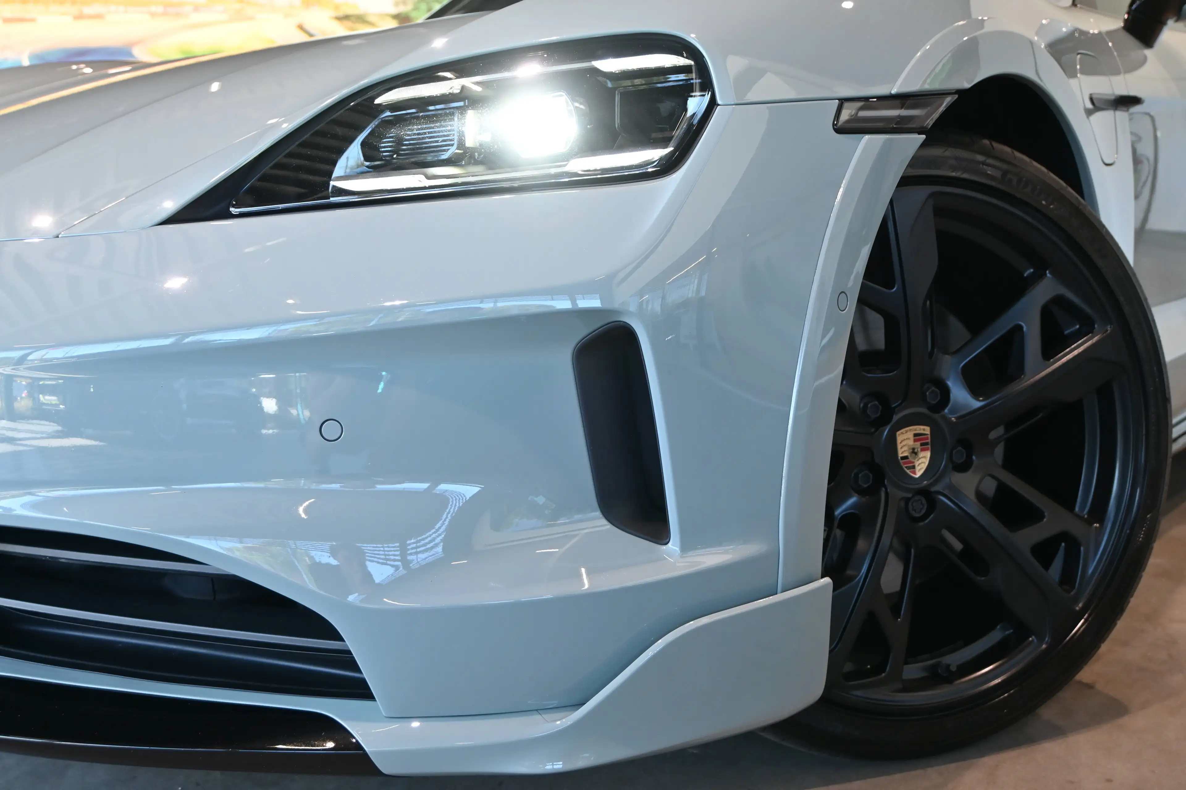 Porsche Taycan 4 Cross Turismo **PANO/BOSE/360°CAM/PASM/CHRONO/ACC/MEMORY** — photo 3