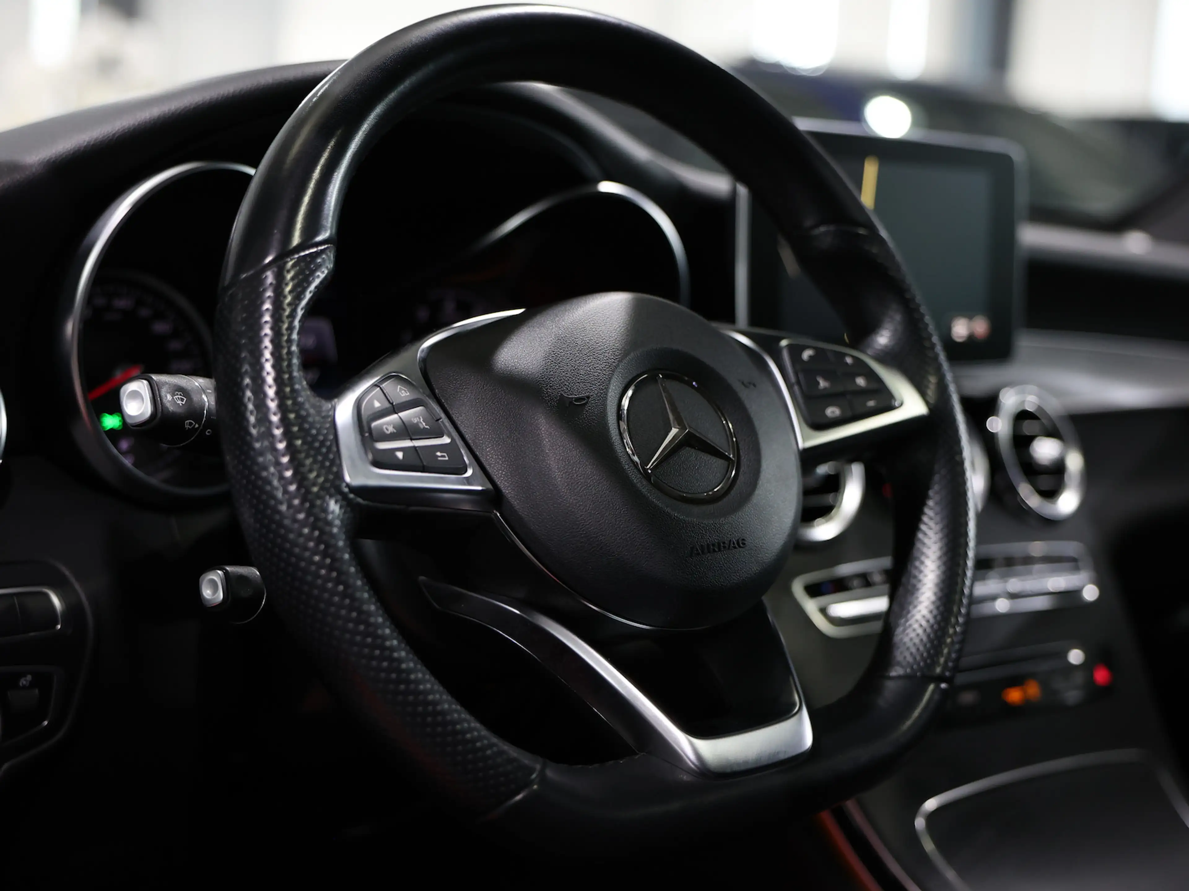 Mercedes-Benz GLC 250 COUPE 4M AMG-LINE SPORT SCHIEBEDACH, LED — photo 15