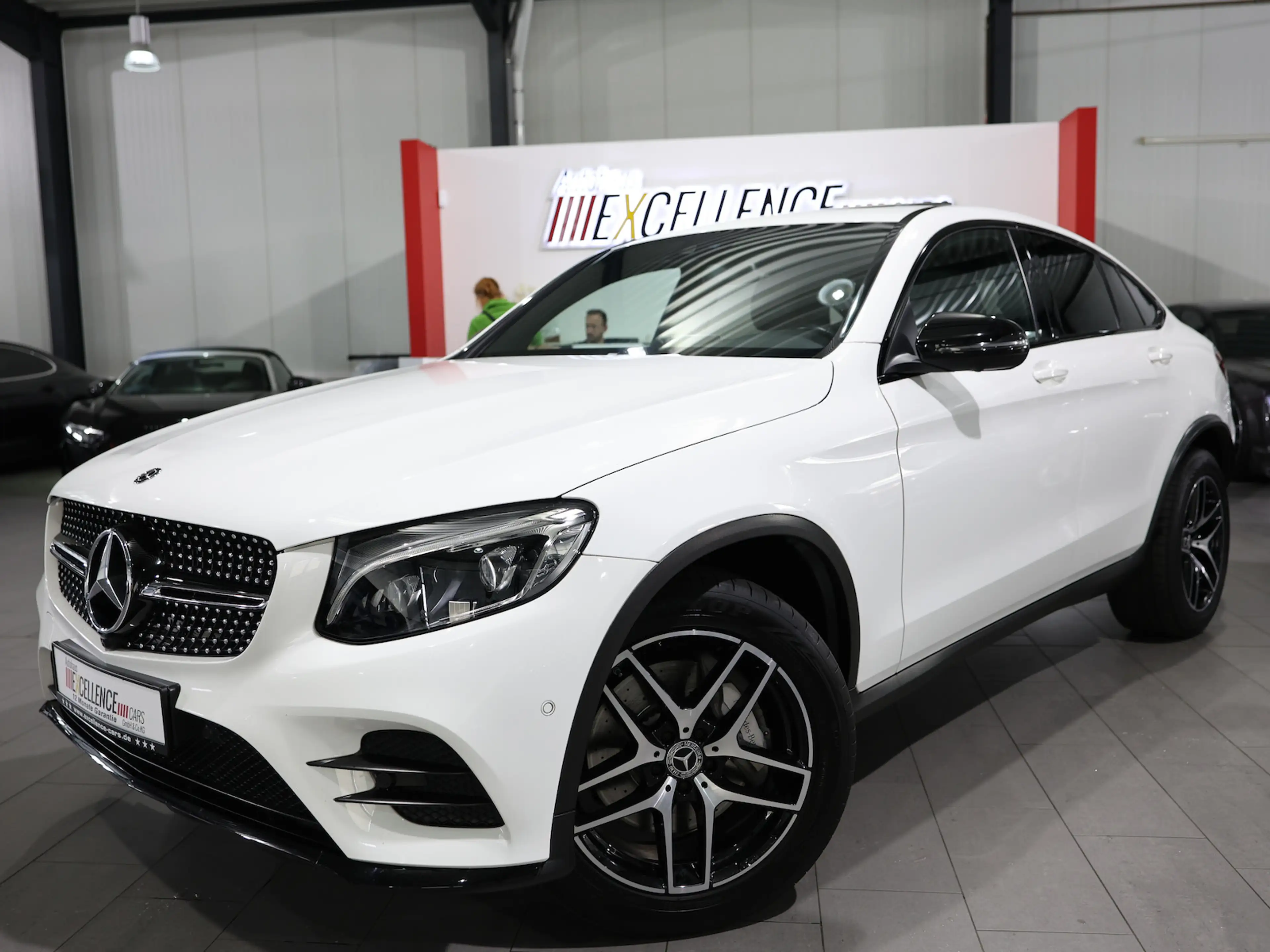 Mercedes-Benz GLC 250 COUPE 4M AMG-LINE SPORT SCHIEBEDACH, LED — photo 4
