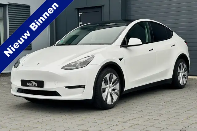 Tesla Model Y Long Range AWD 75 kWh TREKHAAK PANO LEER 1e eig.!