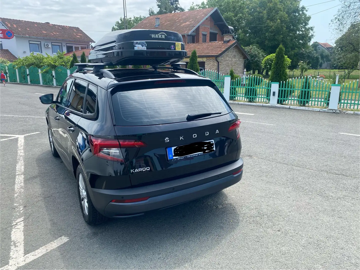 Skoda Karoq Karoq 1.0 TSI Active Schwarz - 2