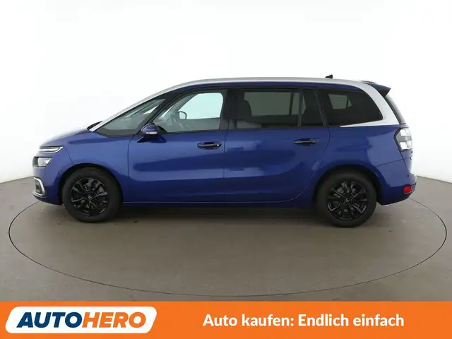 Citroen C4 Picasso view 3