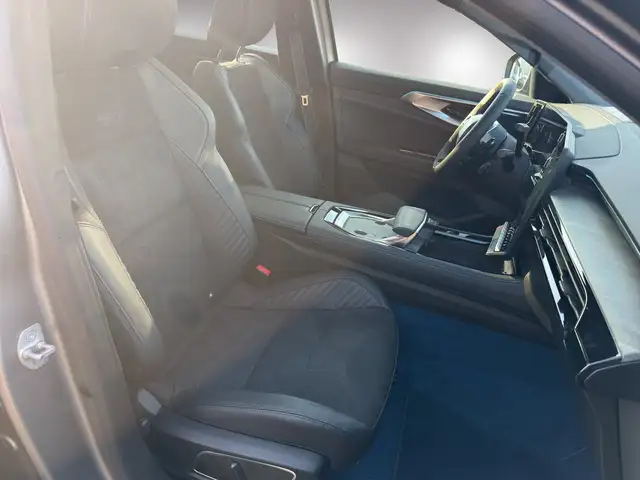 Renault Rafale Atelier Alpine HyperHybrid 300 4x4 Plug-In Ansicht 12