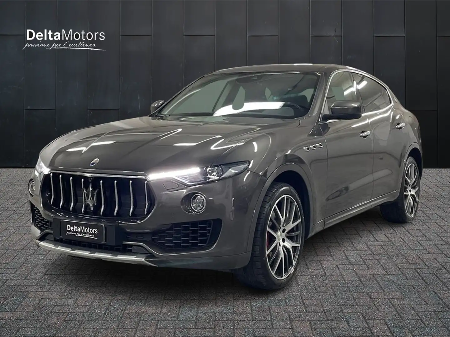 Maserati Levante - Levante 3.0 V6 250cv auto Grigio - 1