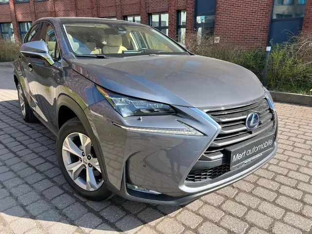 Lexus NX 300 h*ALLRAD*1.HAND*PANO*TOTW*HUD*RELAX GARANT