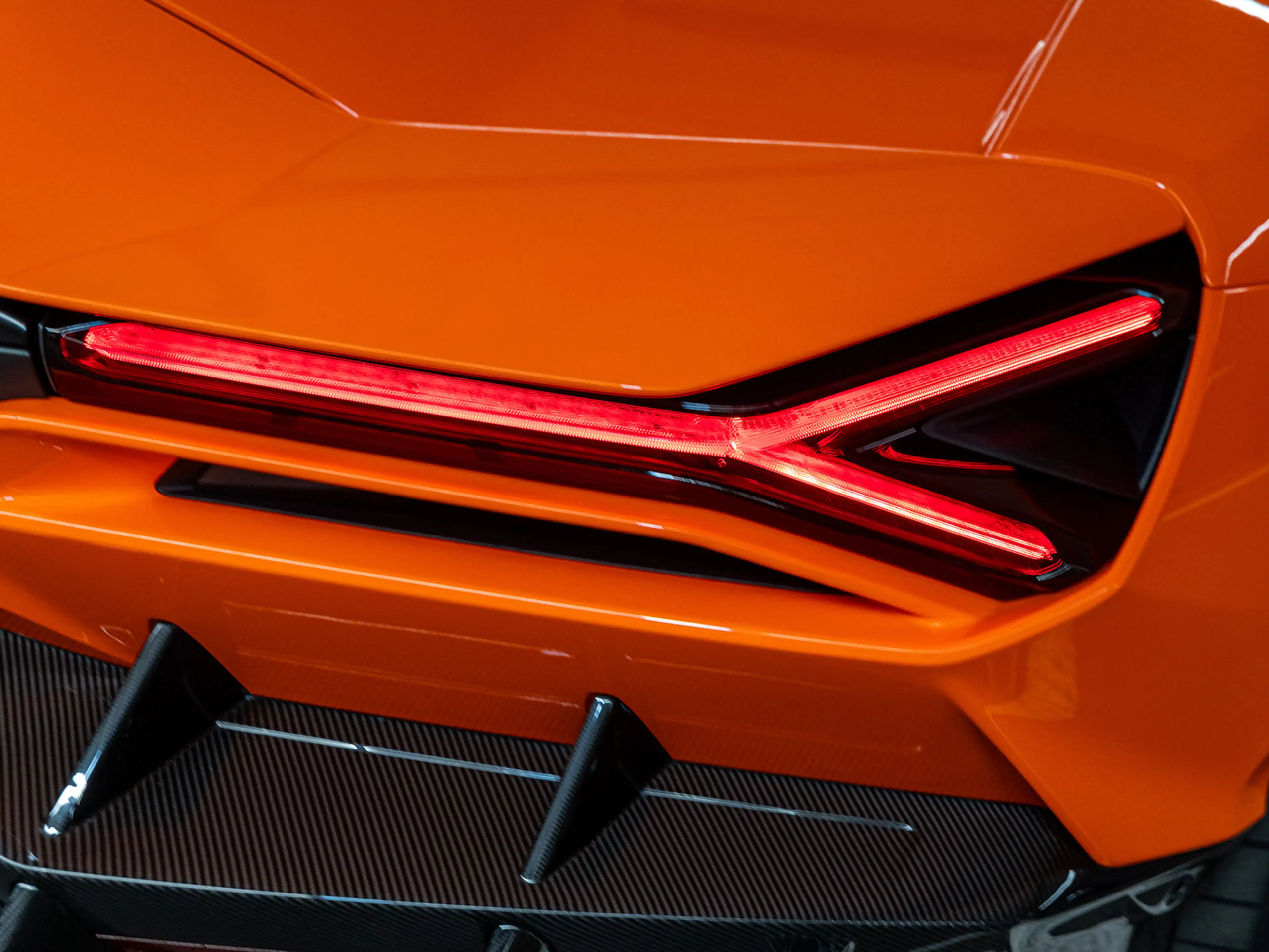 Lamborghini Revuelto | Carbon Interior | Sonus Faber | Passenger Displa — photo 13