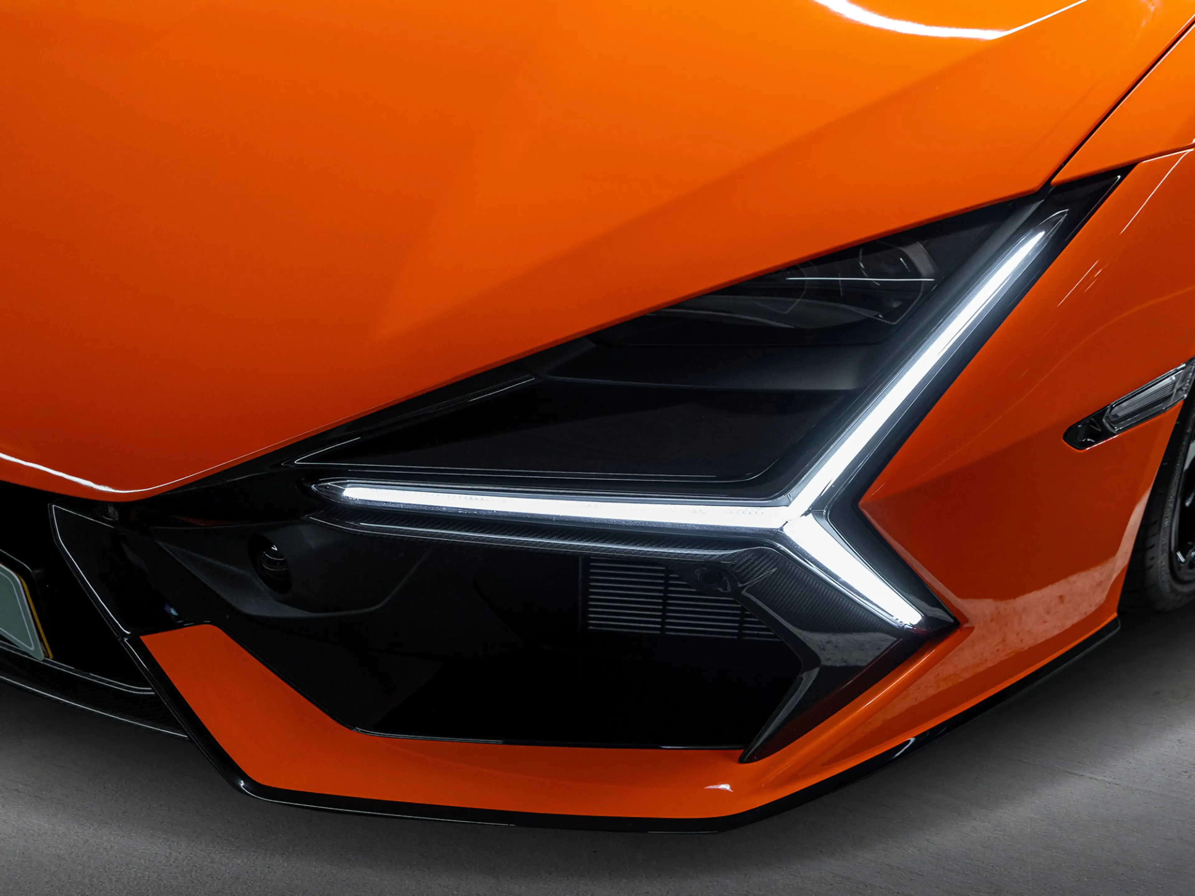 Lamborghini Revuelto | Carbon Interior | Sonus Faber | Passenger Displa — photo 14