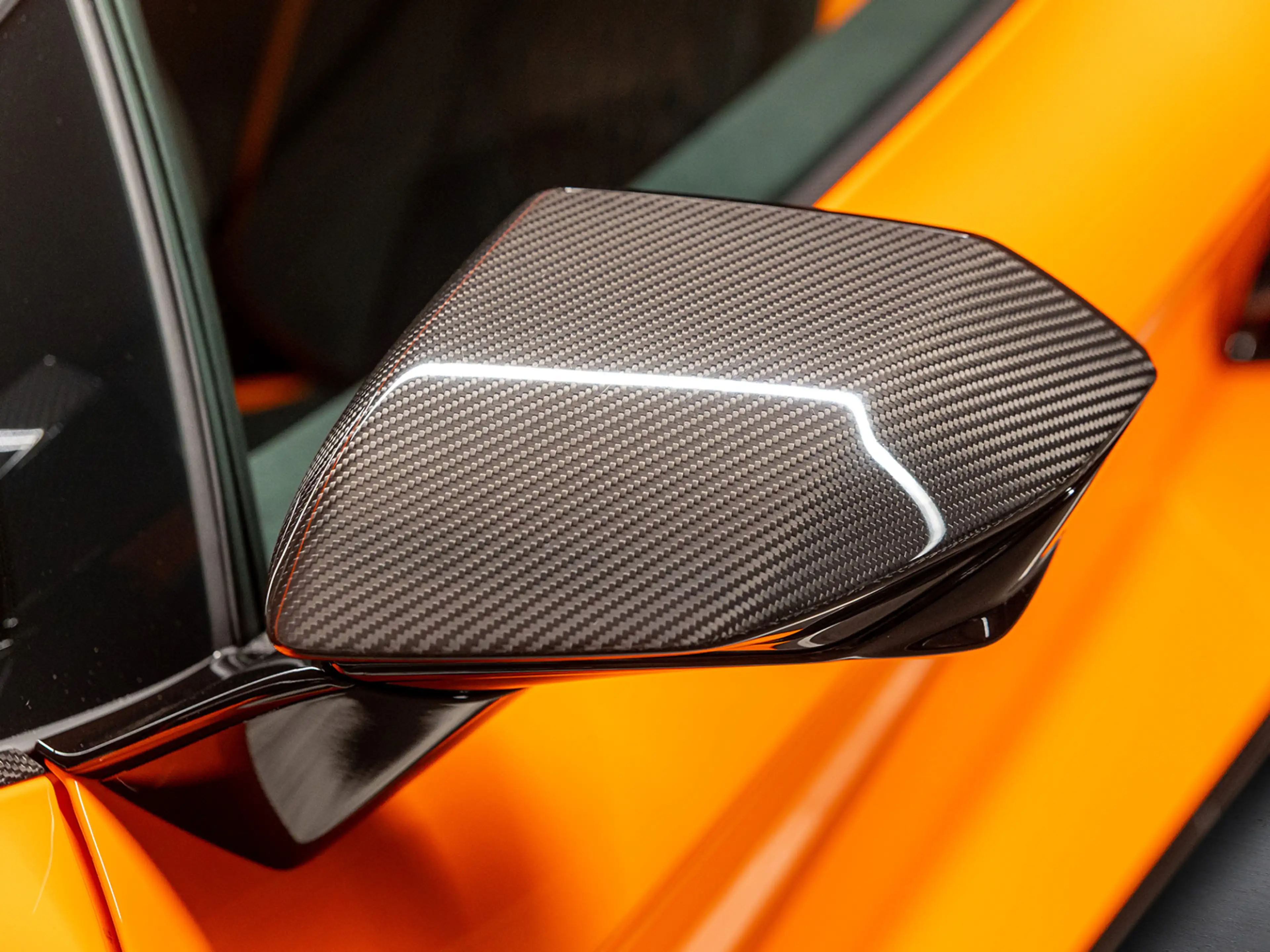 Lamborghini Revuelto | Carbon Interior | Sonus Faber | Passenger Displa — photo 15