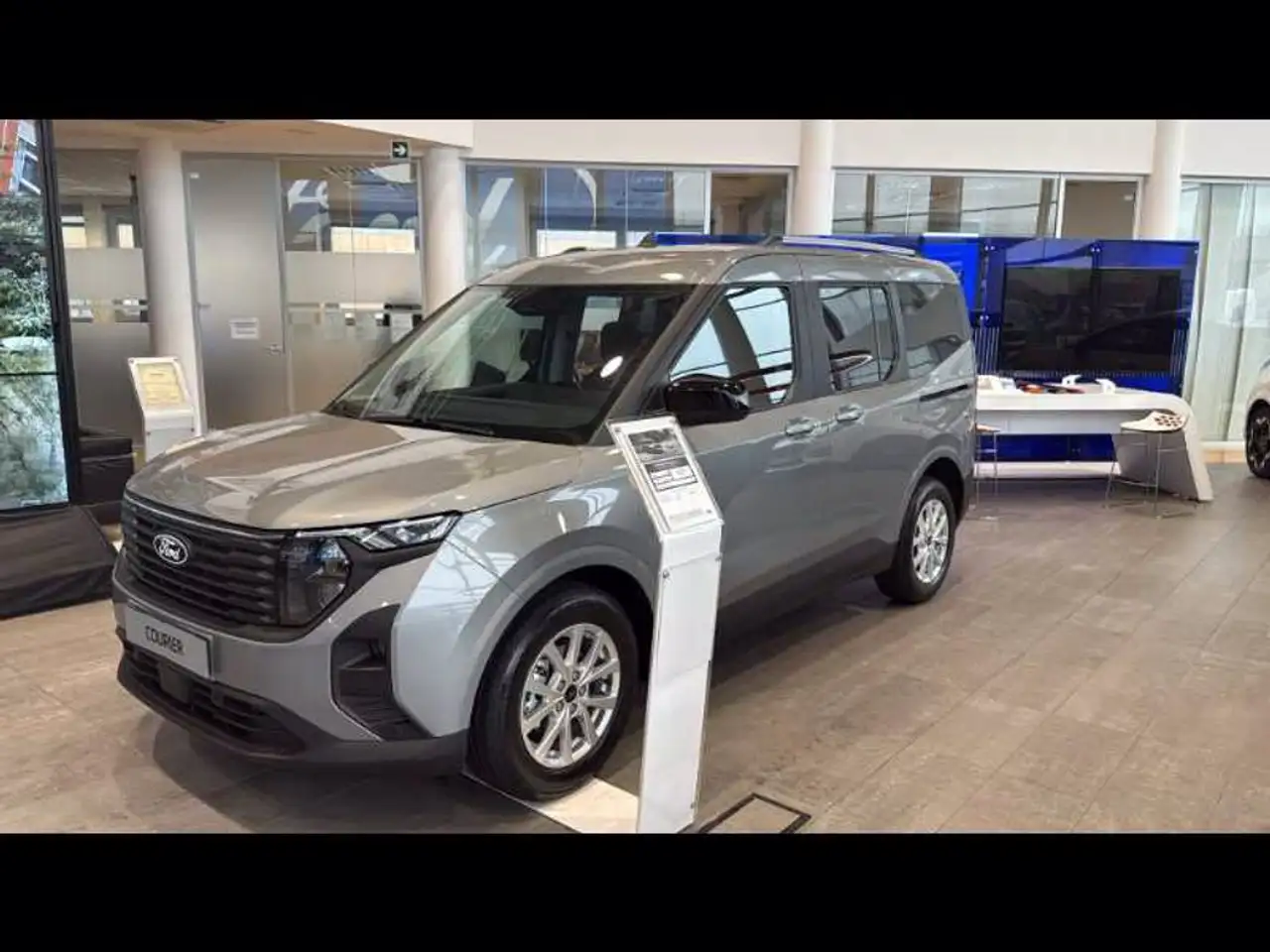 Ford Tourneo Courier 2026