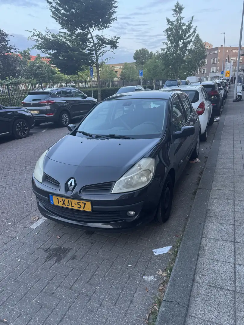 Renault Clio 1.5 dCi Rip Curl Zwart - 1