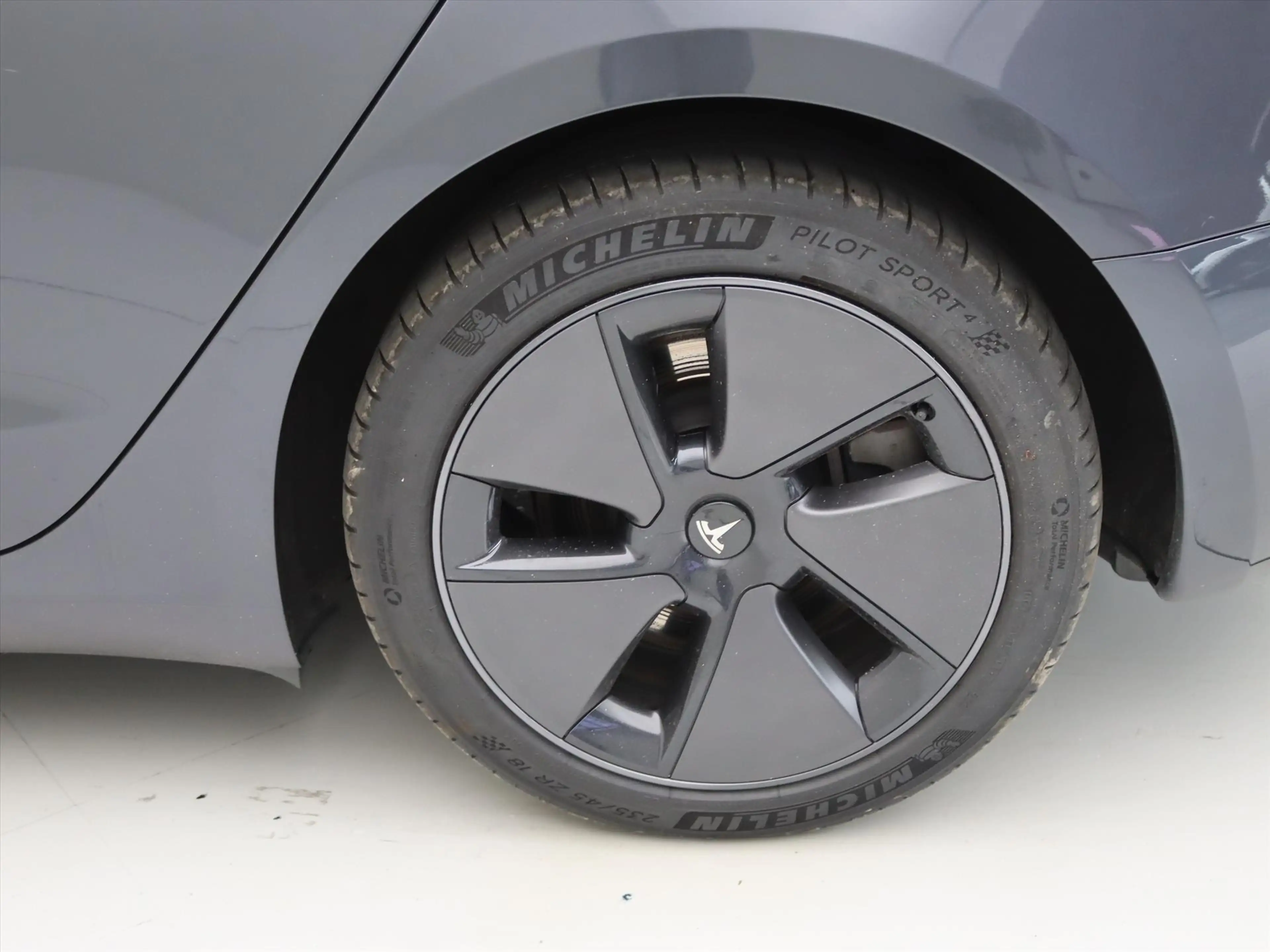Tesla Model 3 Long-Range AWD 351pk 75 kWh UPGRADE 94.2% SoH [ AM — photo 14
