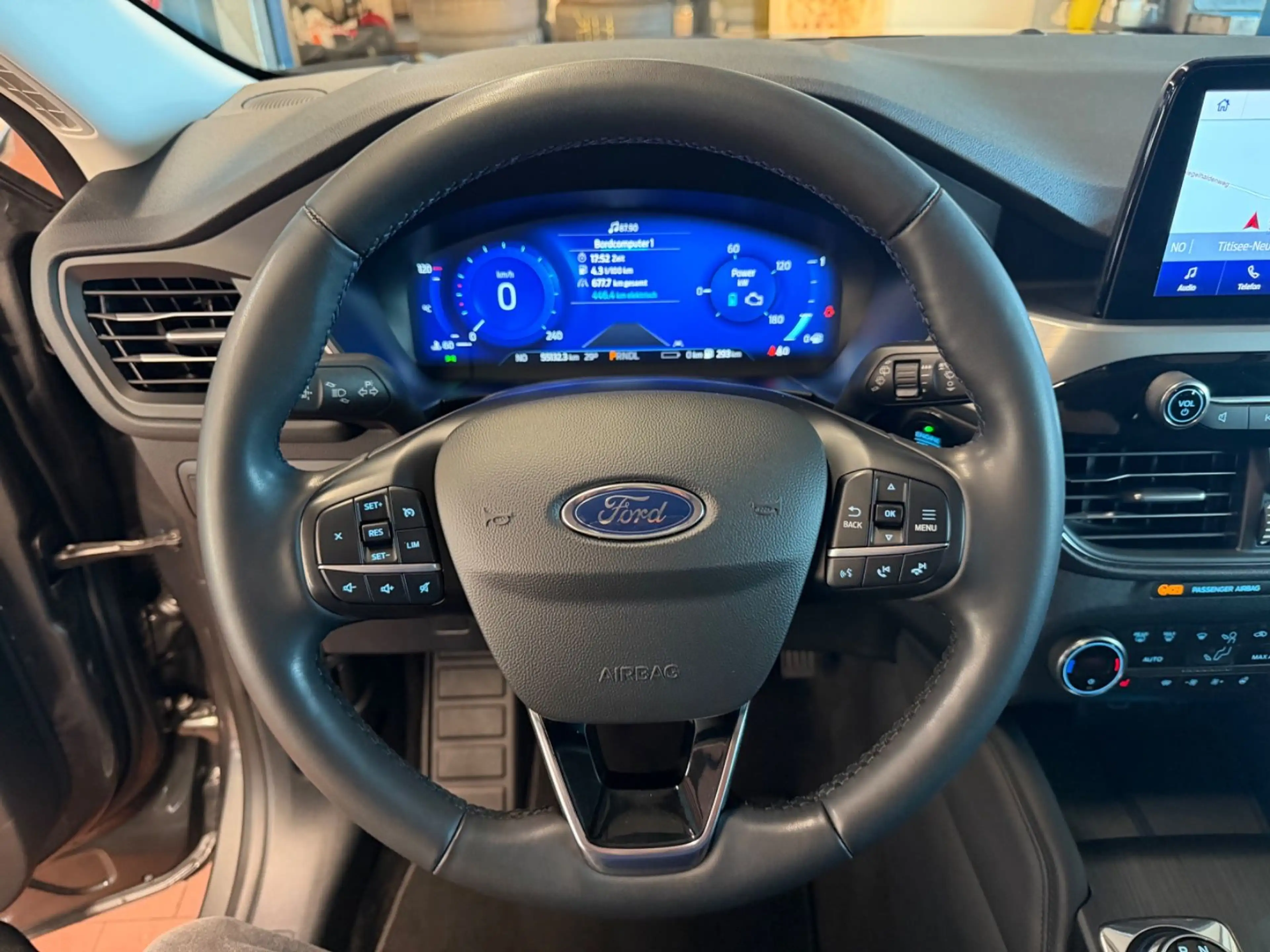 Ford Kuga PHev Titanium 2,5 165kW / el AHK /mit 2,99% — photo 13