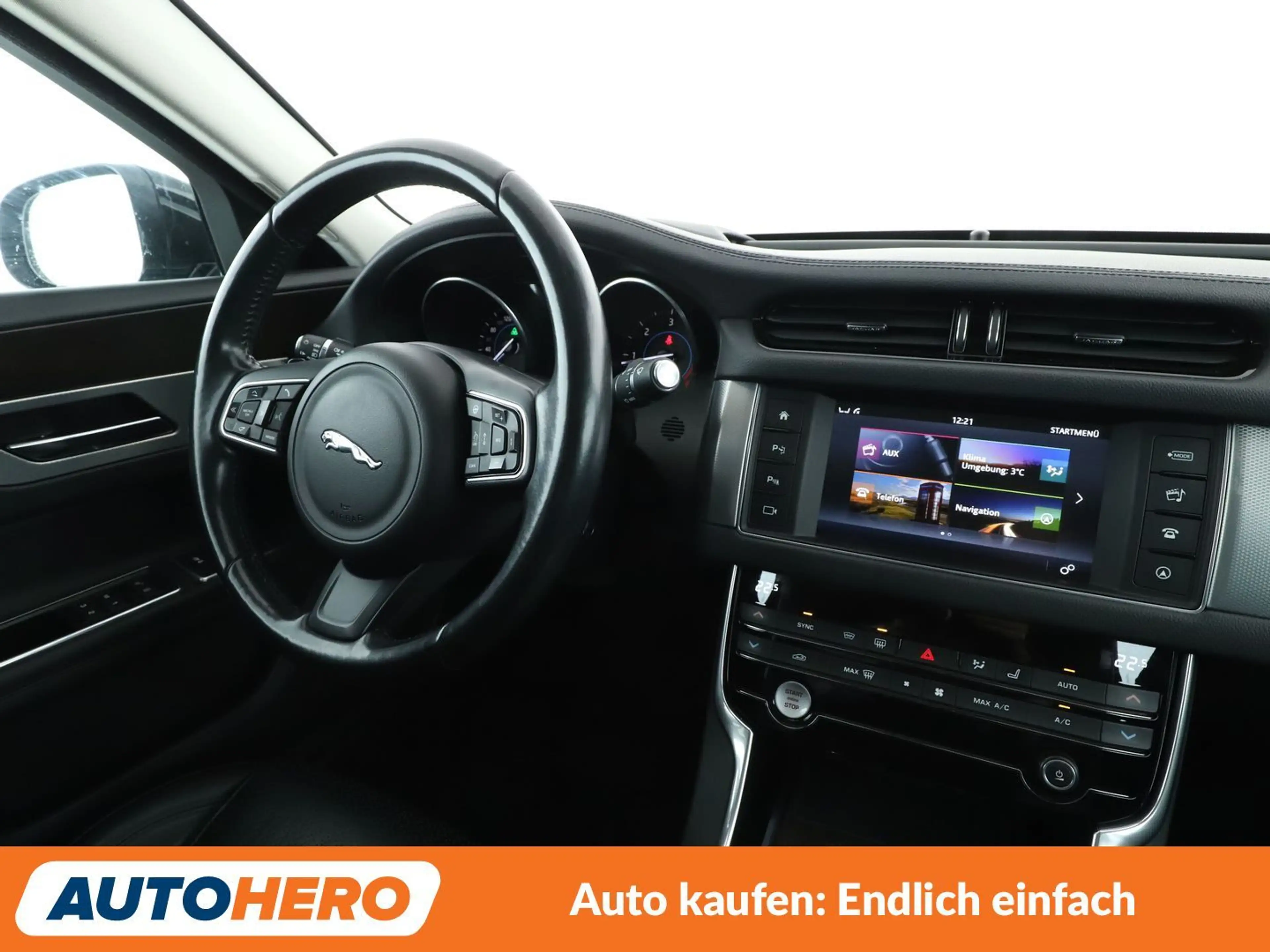 Jaguar XF 20d Prestige Aut.*NAVI*CAM*PDC*SHZ*XENON*ACC* — photo 13