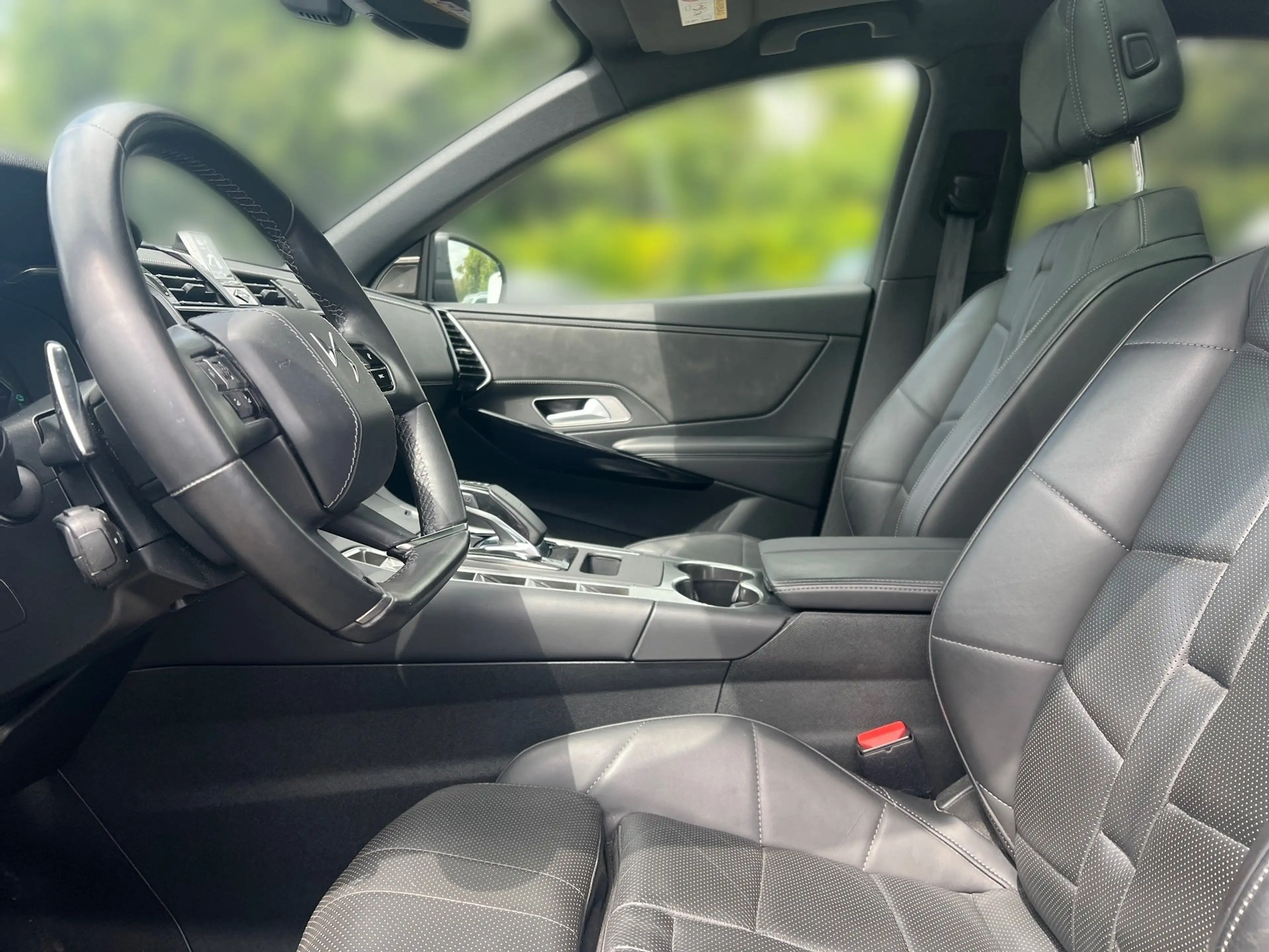 DS Automobiles DS 7 Crossback 4x4 2xKlima LM — photo 13