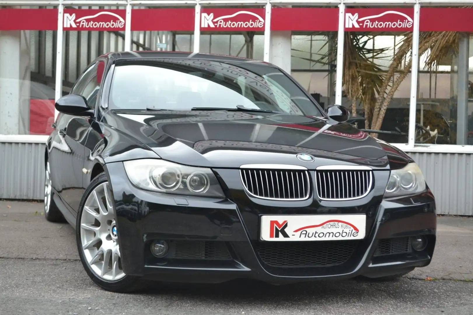 BMW 320 si M-Sportpaket/gepflegt! Schwarz - 1