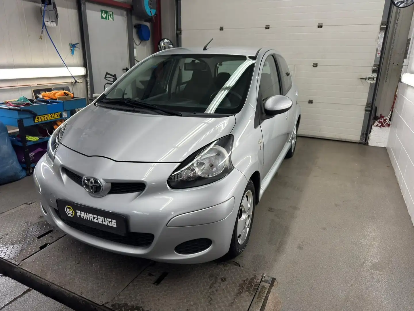 Toyota Aygo Cool*HU NEU*ALUFELGEN*KLIMA* Silber - 2
