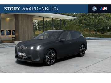 xDrive45 M Sport / Trekhaak / Panoramadak Sky Loun