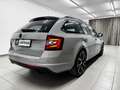 Skoda Octavia 2.0 TDI DPF RS  4x4 / LED/ VIRTUAL/ PANORAMAD./... Grau - thumbnail 6