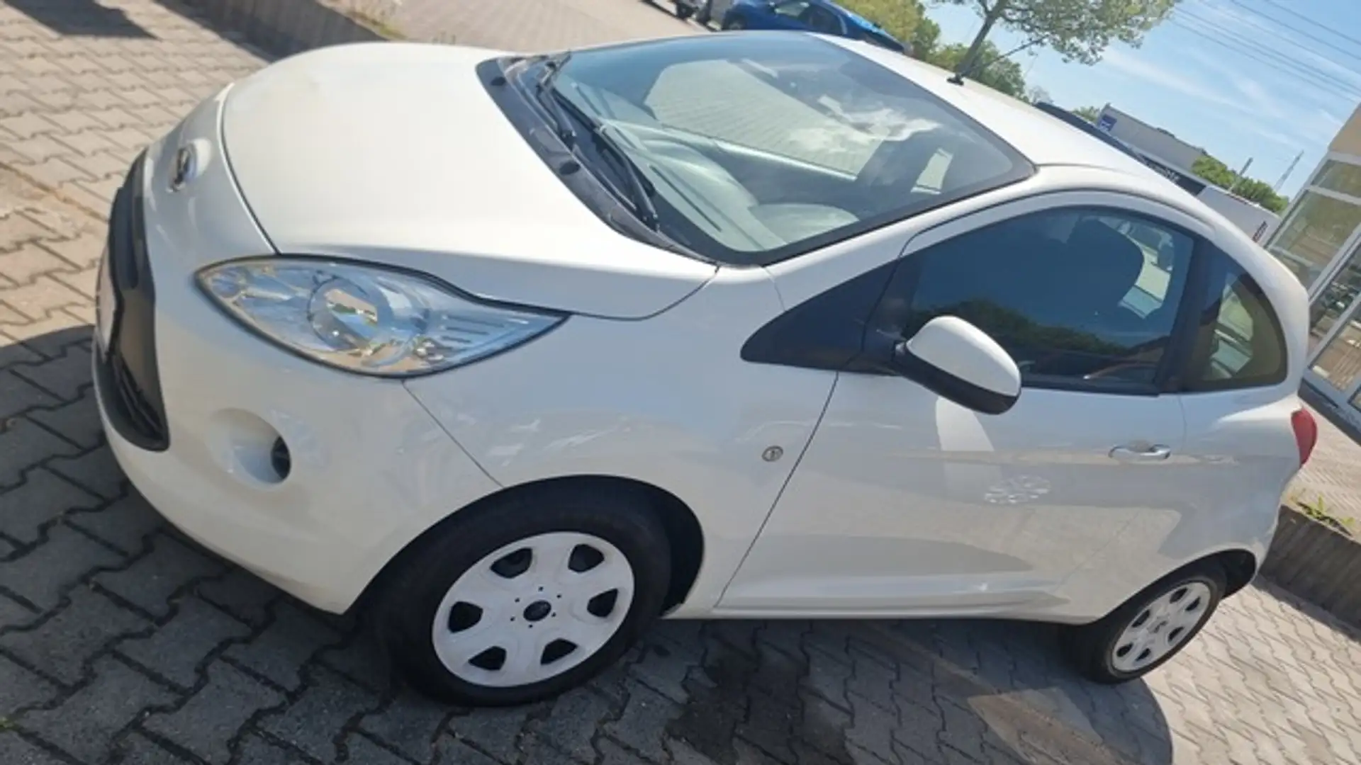 Ford Ka/Ka+ KA 1,2 KLIMA + Sitzheizung + EURO6 Weiß - 1