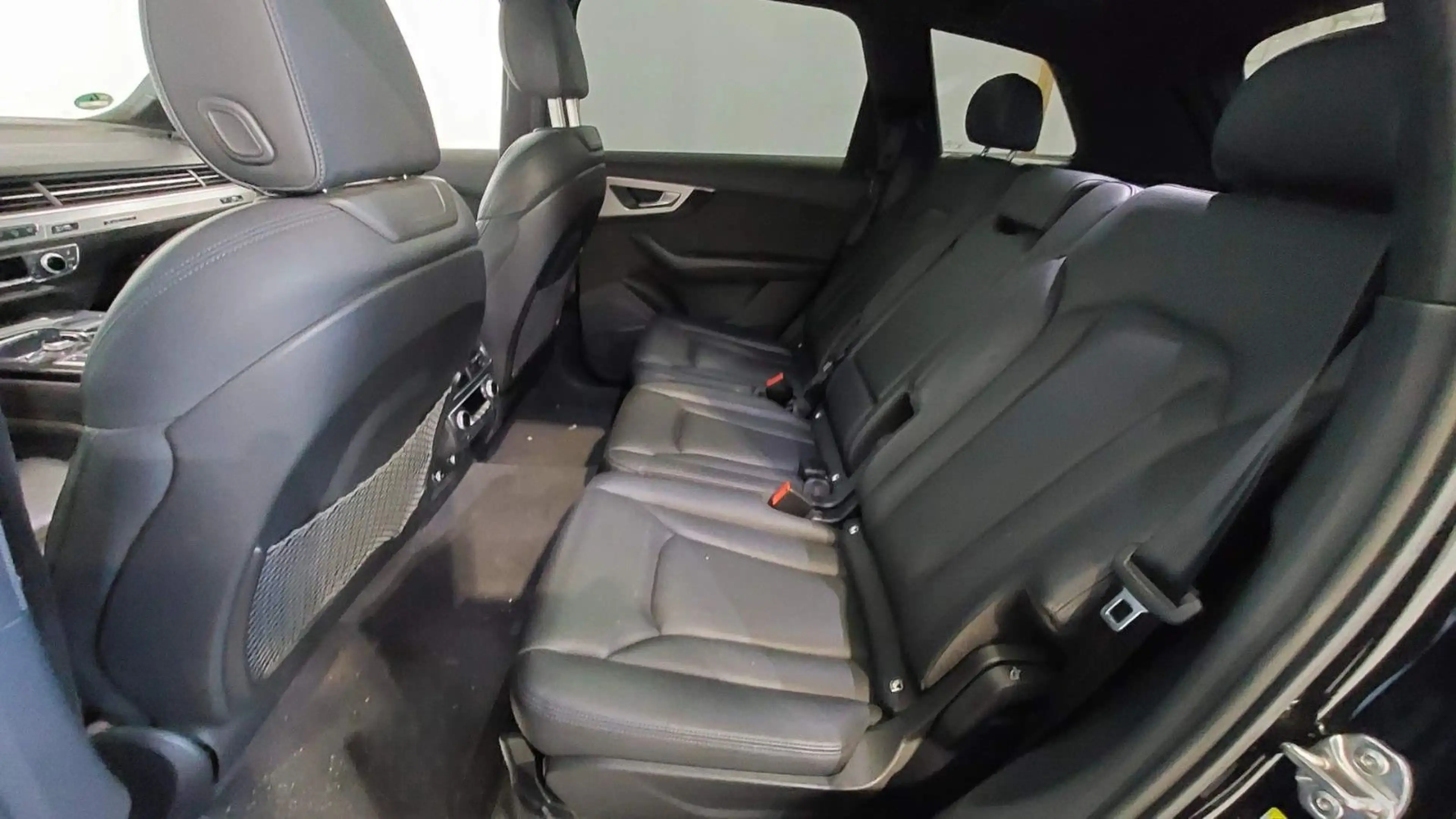 Audi SQ7 4.0|HUD|NIGHT|LUFT|MASSAGE|MEMORY|PANO|BOSE| — photo 4