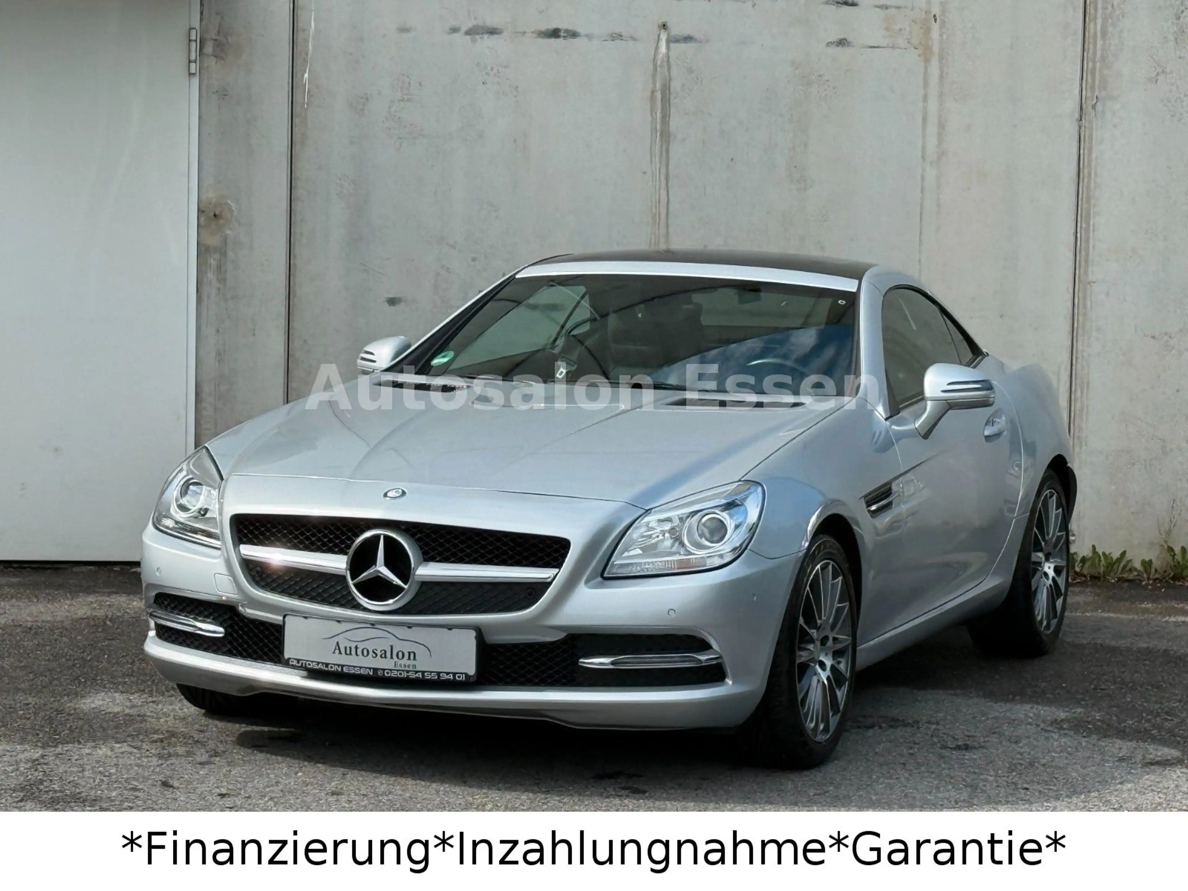 Mercedes-Benz SLK 200 *Panorama*Navi*Airscarf*Sitzheizung* — photo 4