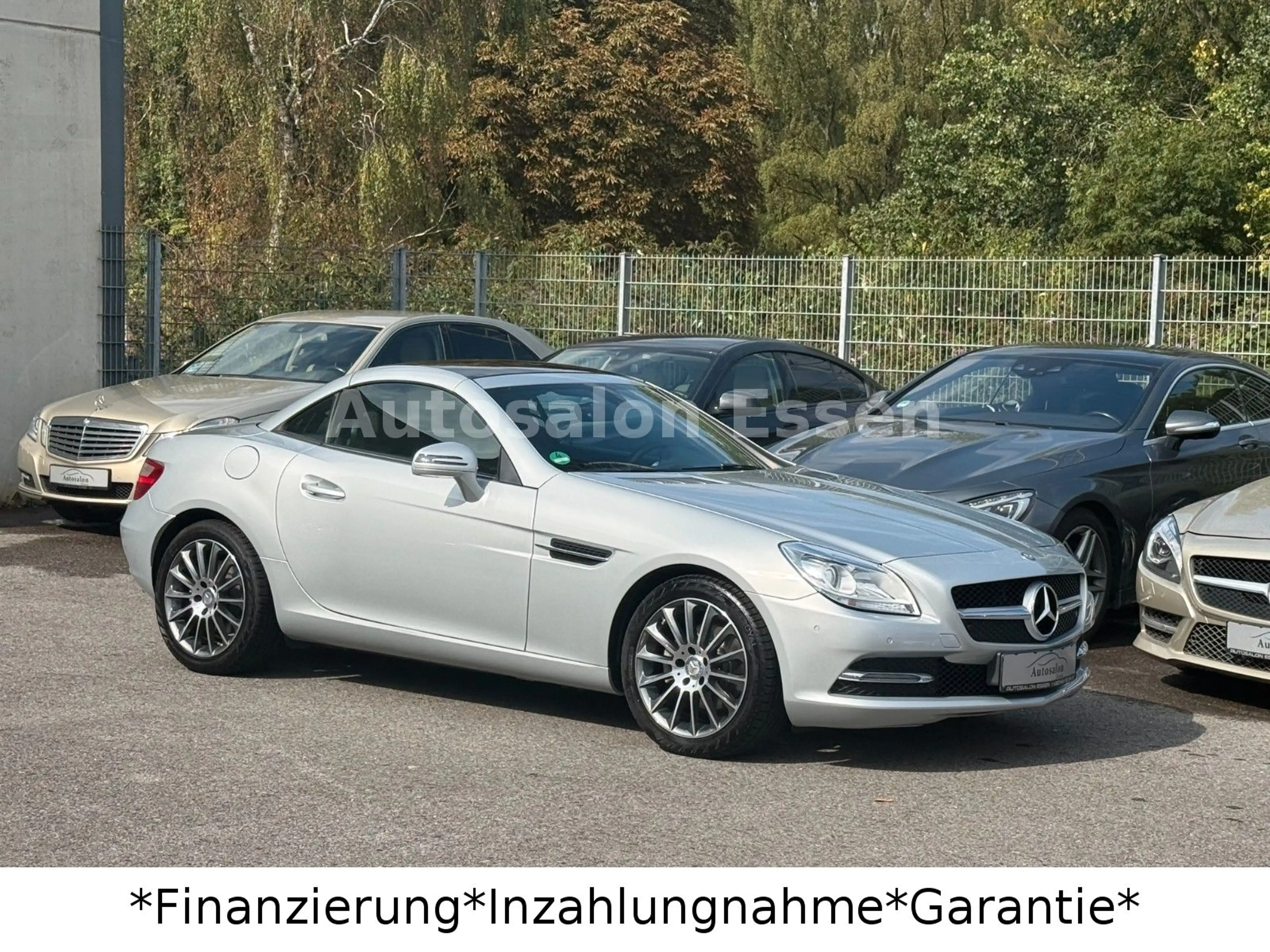 Mercedes-Benz SLK 200 *Panorama*Navi*Airscarf*Sitzheizung* — photo 14