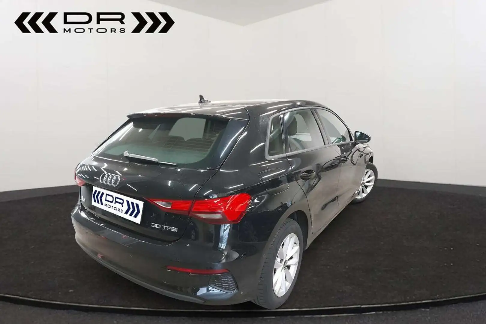 Audi A3 30TFSi S-TRONIC SPORTBACK BUSINESS EDITION - LE... Negro - 2