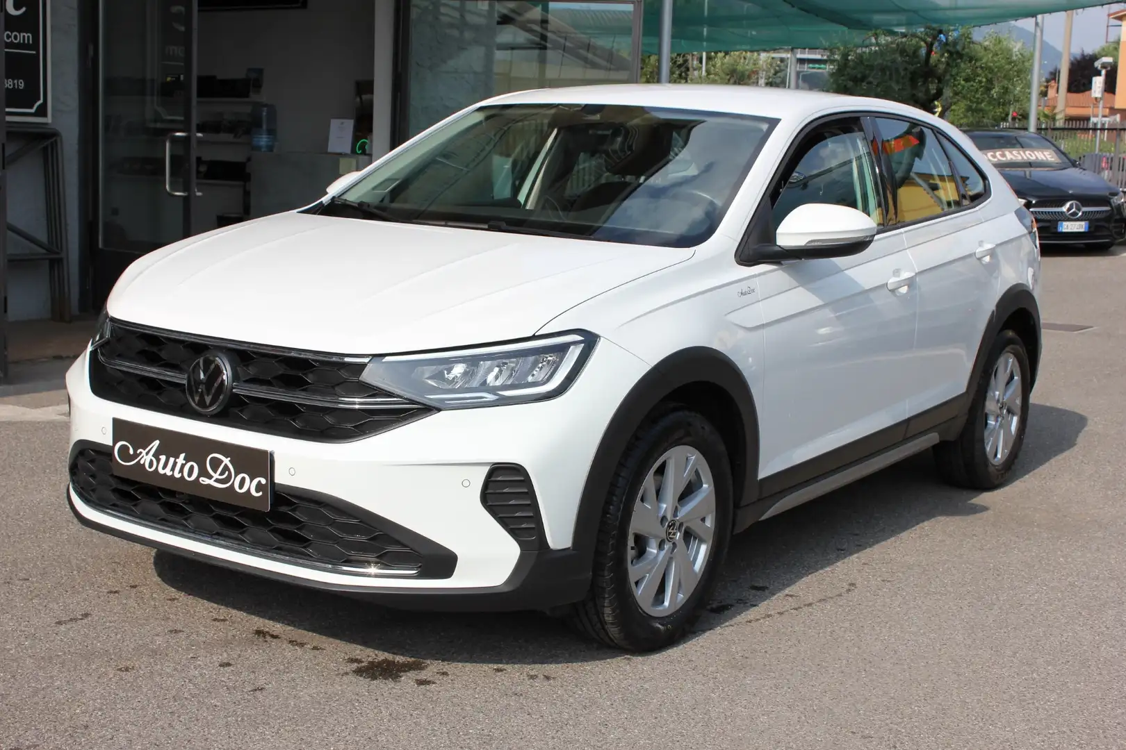 Volkswagen Taigo 1.0 TSI 95 CV LIFE NAVY APPLE CARPLAY CLIMA AUTO B Grigio - 1