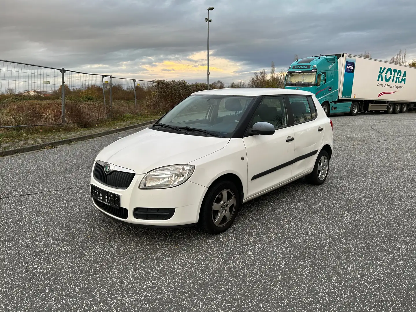 Skoda Fabia Fabia 1.2 HTP STYLE EDITION Wit - 1