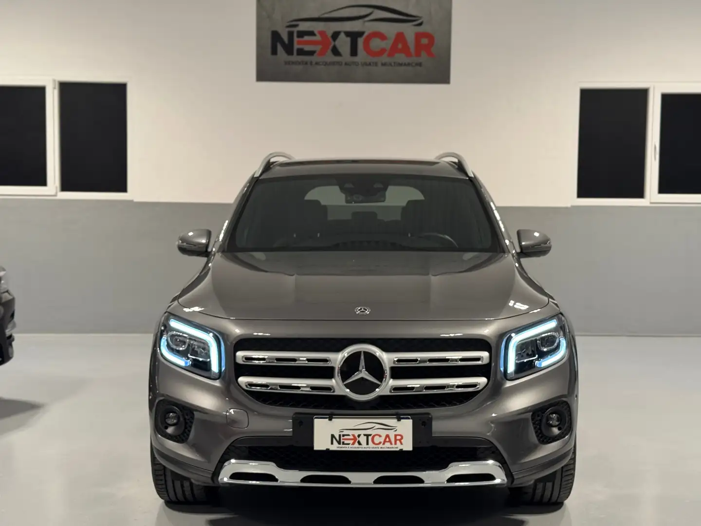 Mercedes-Benz GLB 200 GLB Premium auto Gris - 2