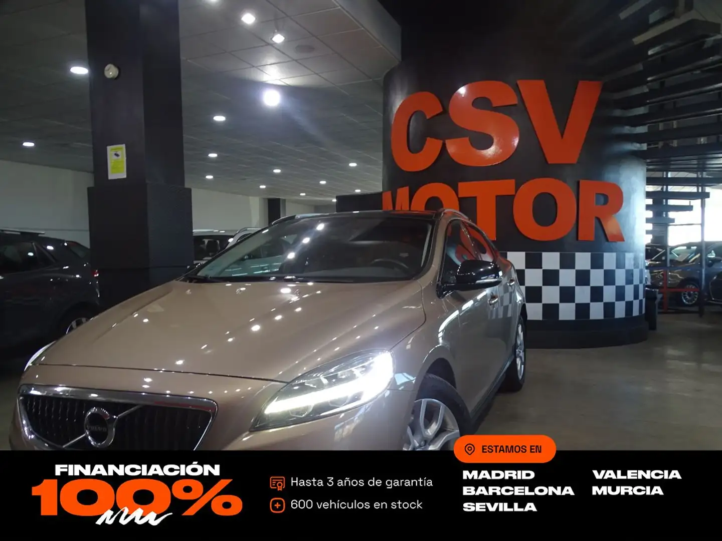 Volvo V40 Cross Country D2 Kinetic 120 - 1