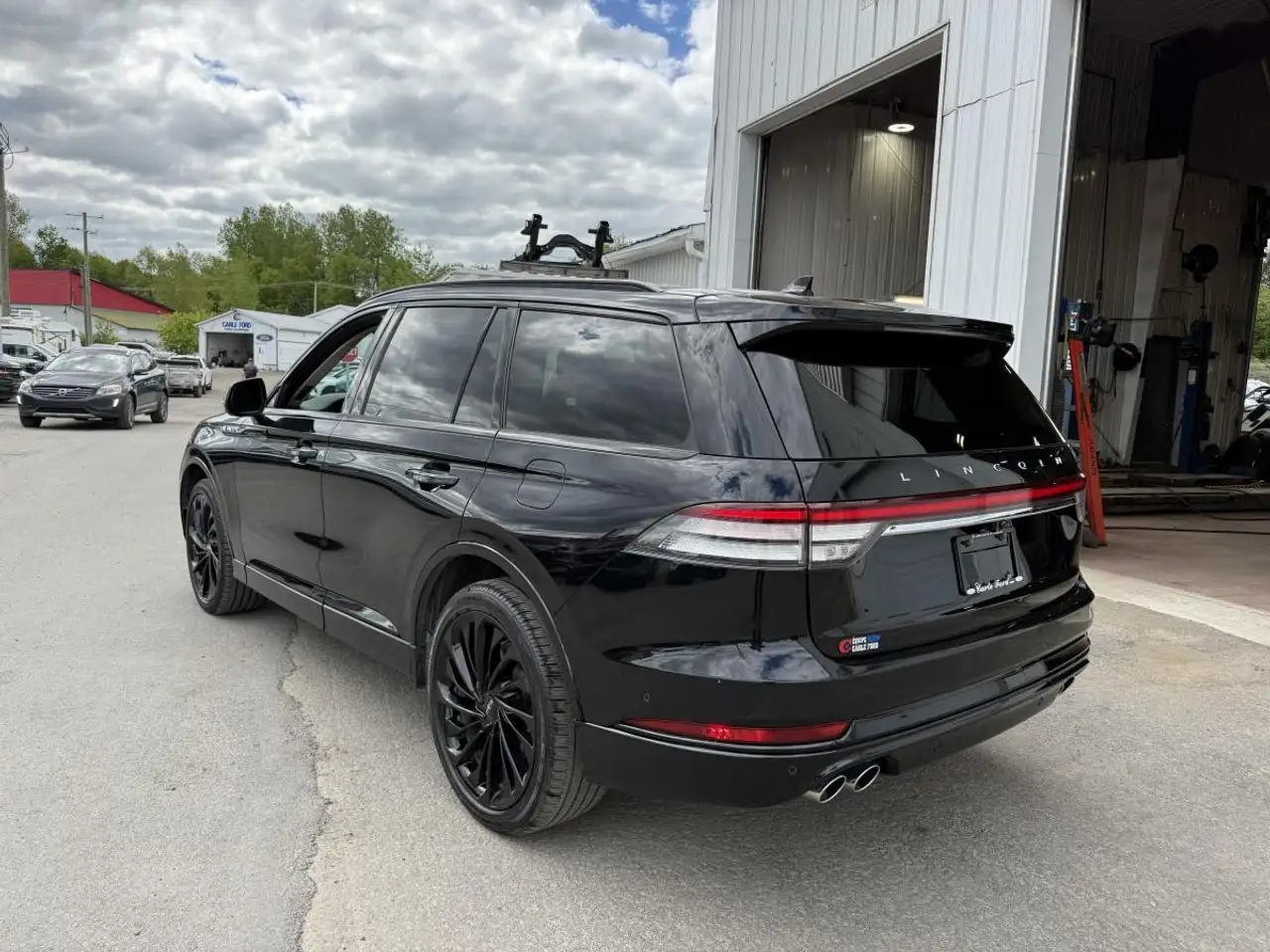 Lincoln Aviator снимка Lincoln Aviator