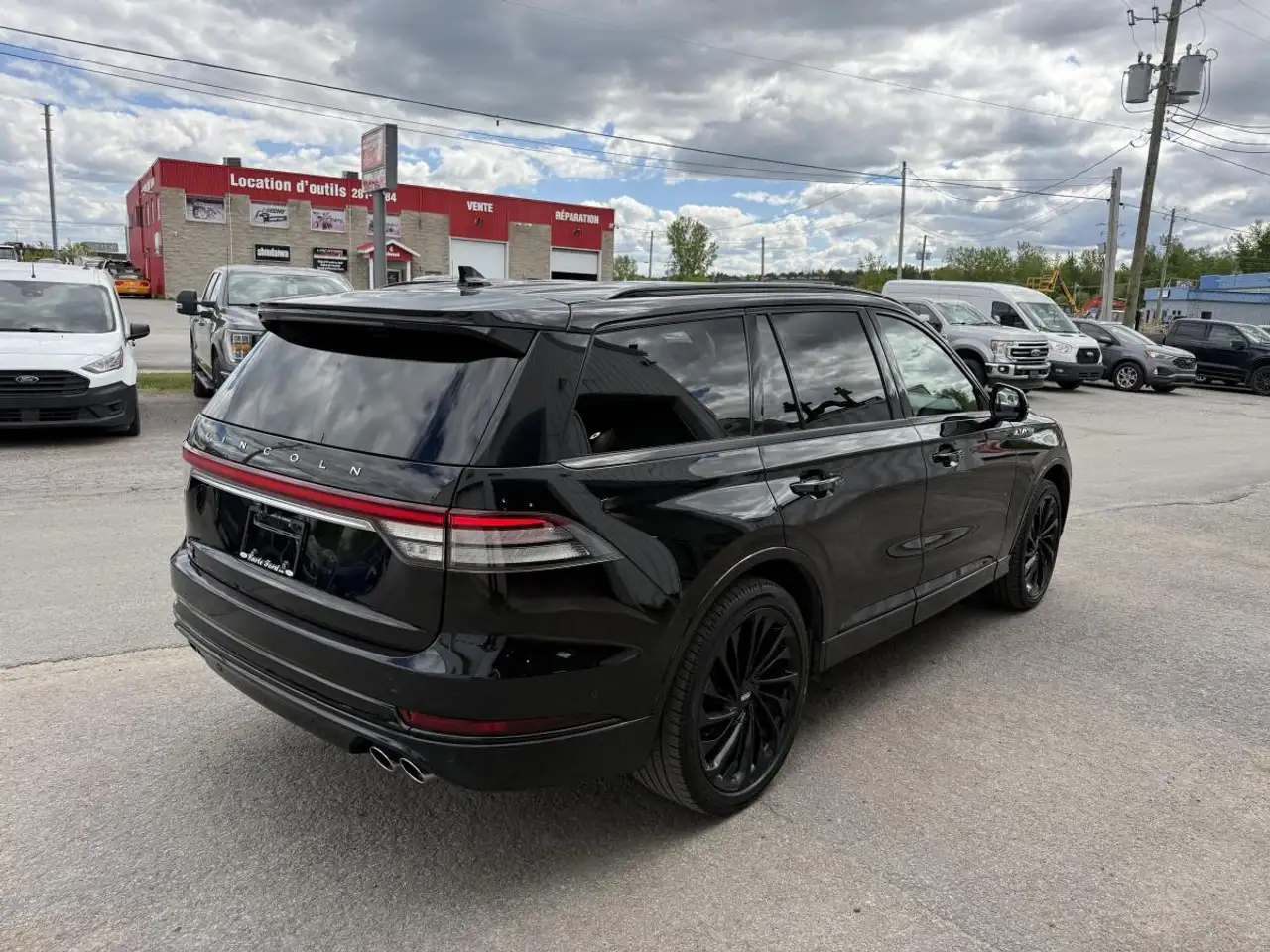 Lincoln Aviator снимка Lincoln Aviator