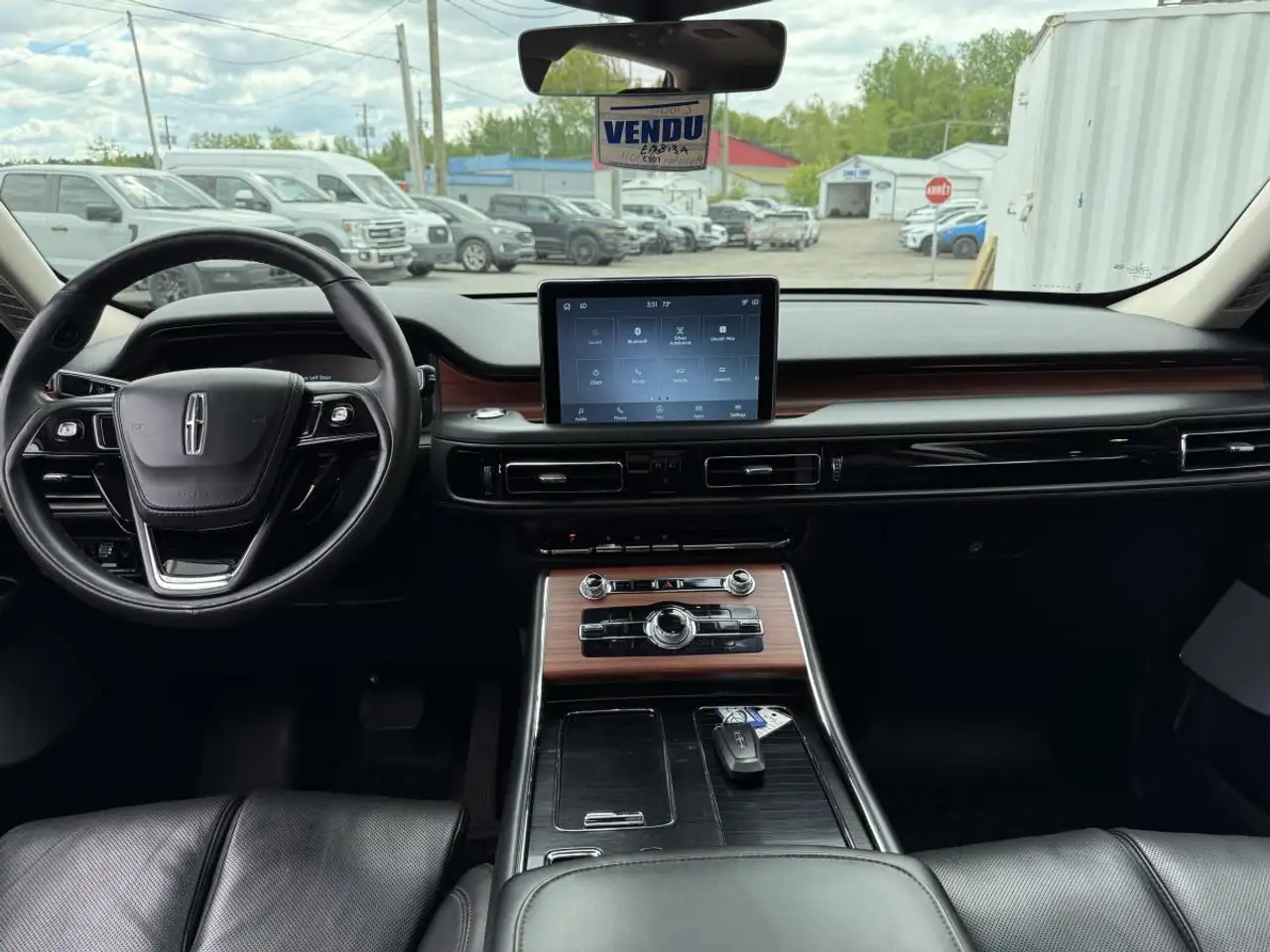 Lincoln Aviator снимка Lincoln Aviator