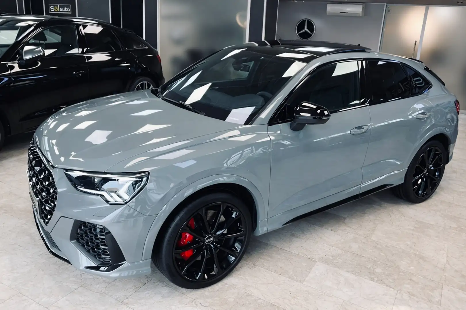 Audi RS Q3 RS 2.5 quattro s-tronic - 2