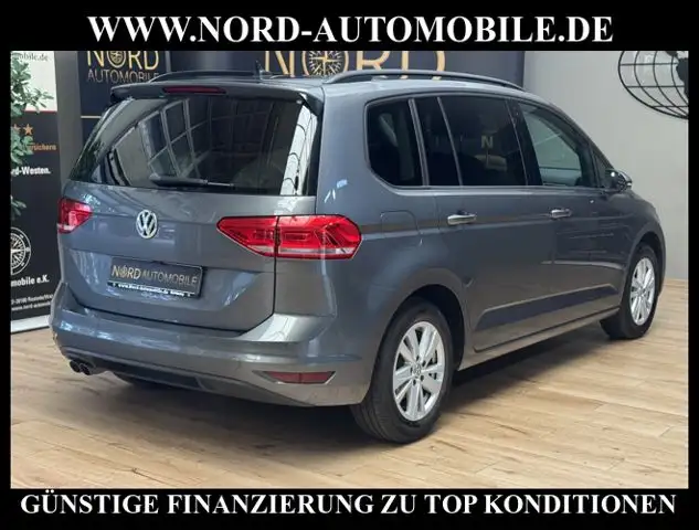 Volkswagen Touran view 12